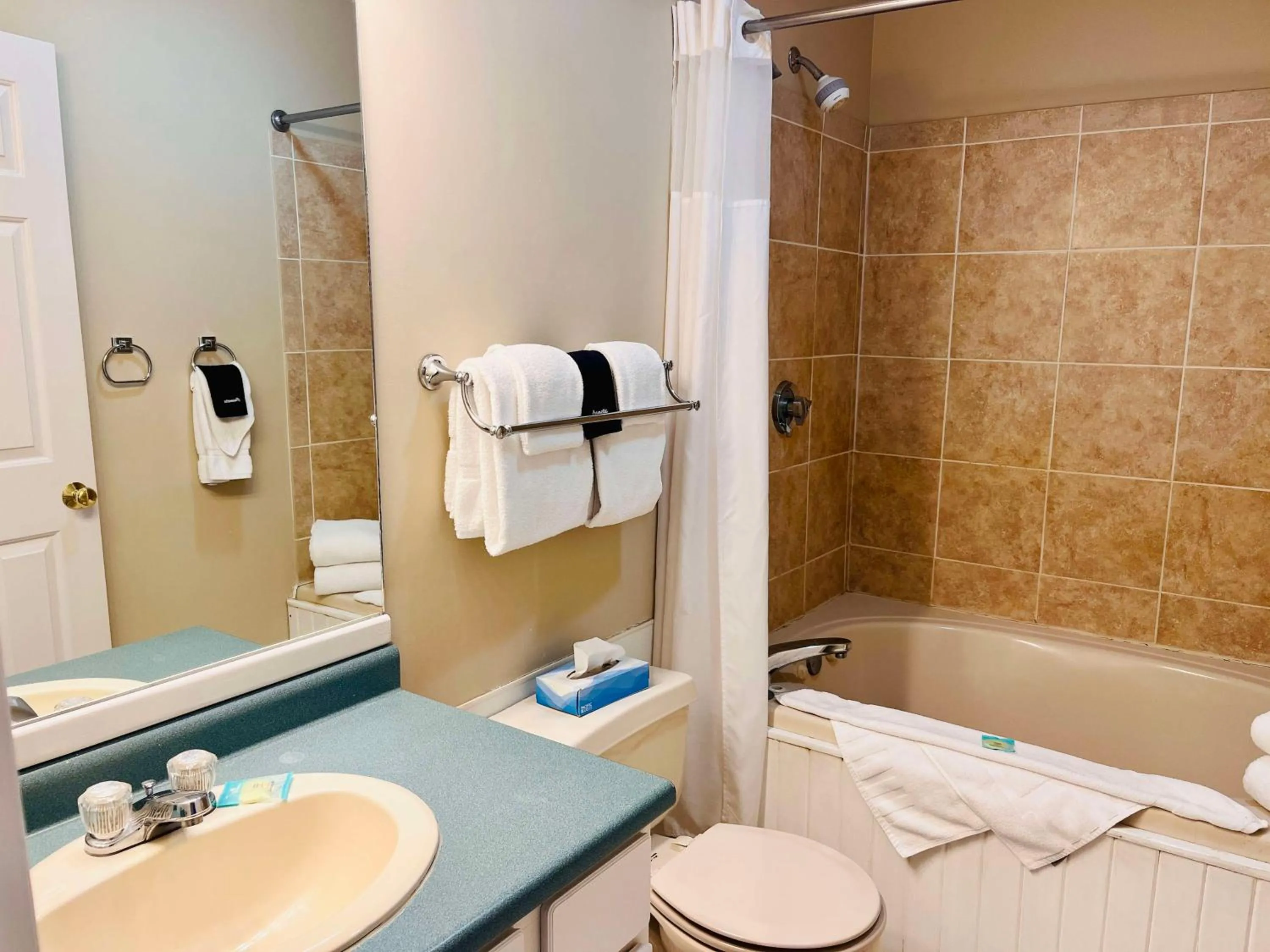 Bathroom in Nordic Village Condominium Resort