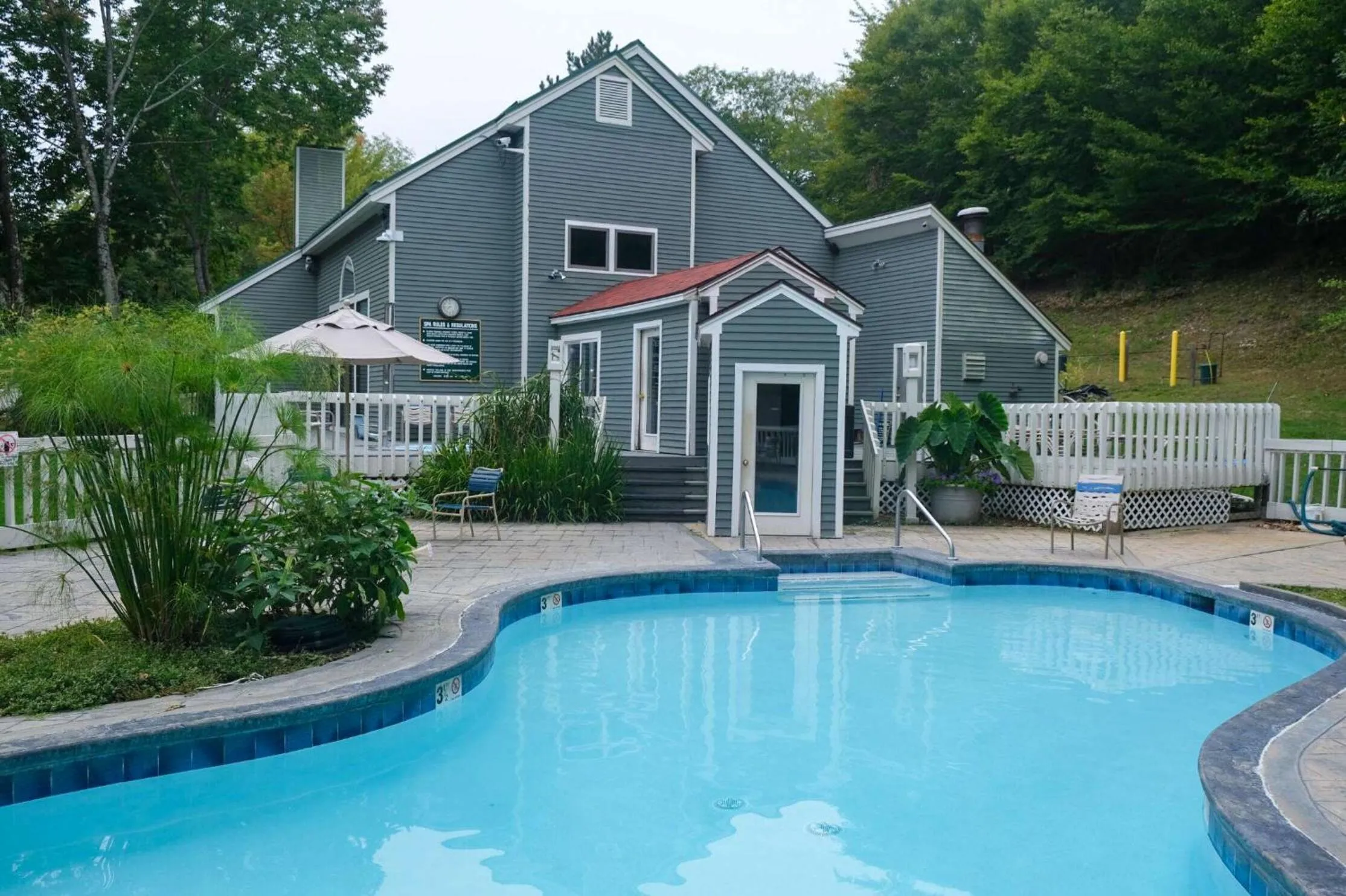 Pool view in Nordic Village Condominium Resort