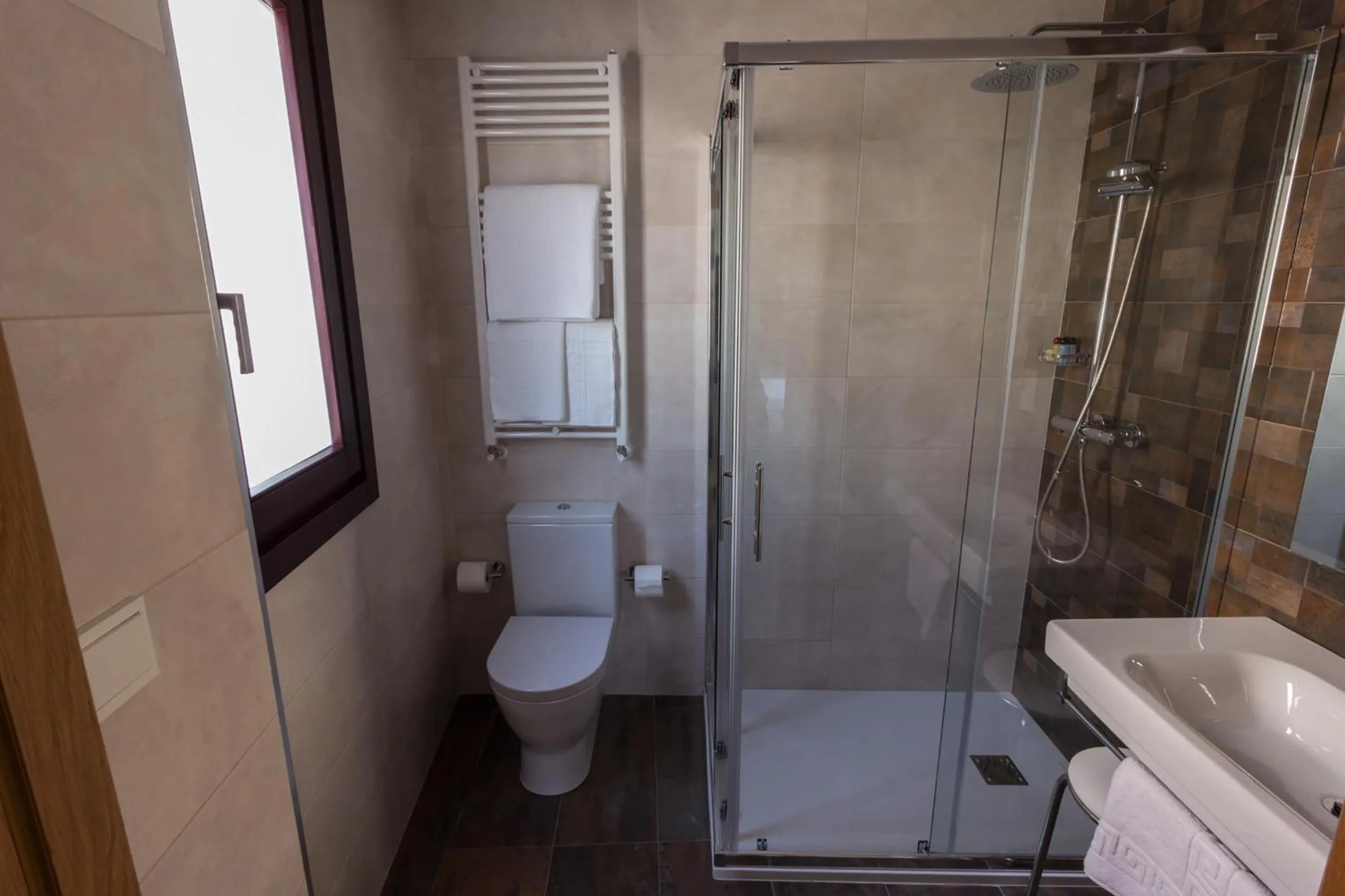 Bathroom in Hotel Novo Cándido