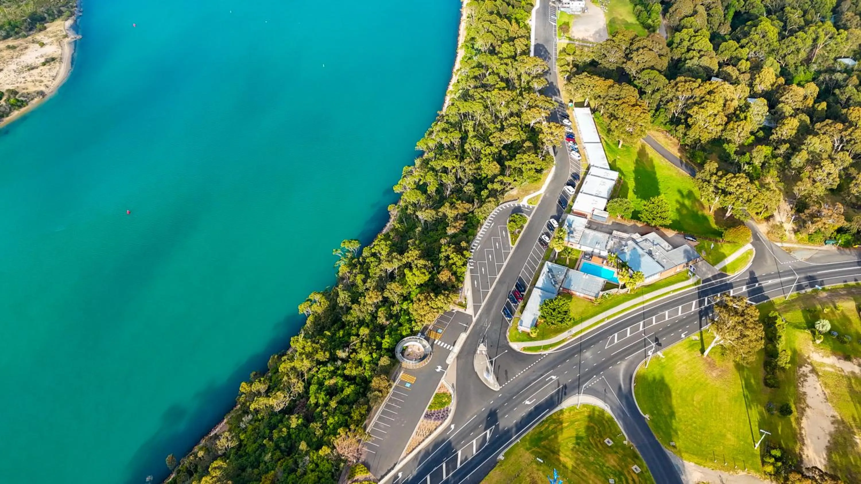 Sea view in Ocean Views Motel Lakes Entrance
