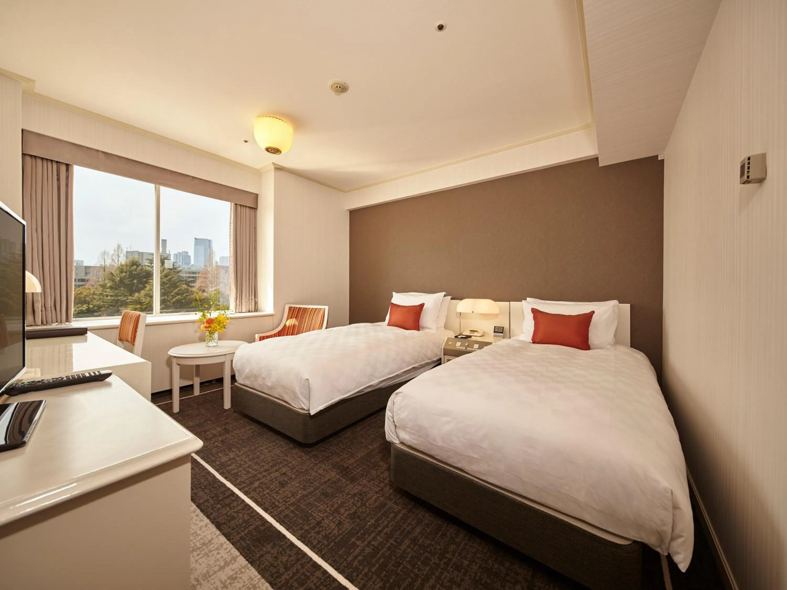 Bed in Tokyo Prince Hotel