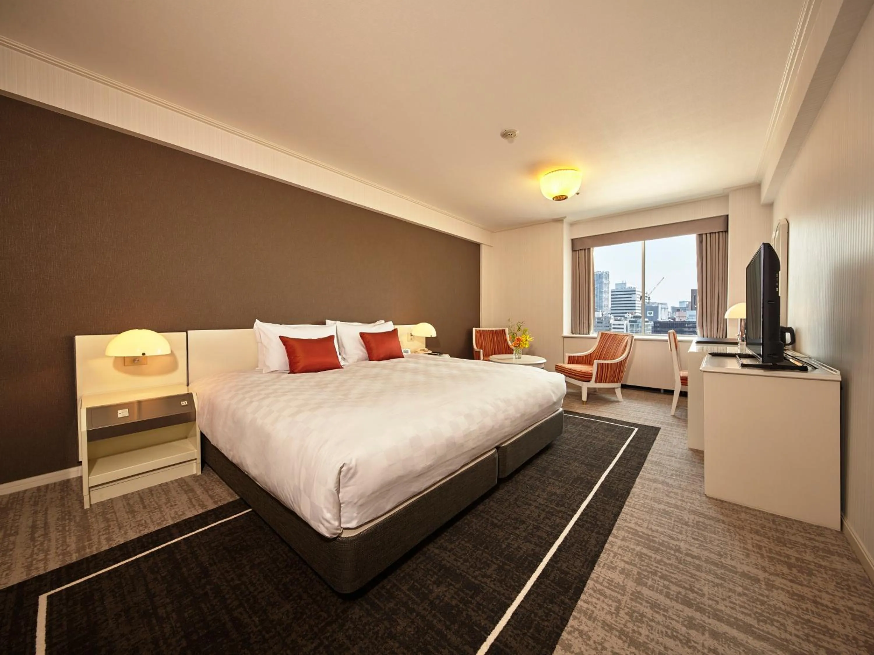 Photo of the whole room, Bed in Tokyo Prince Hotel