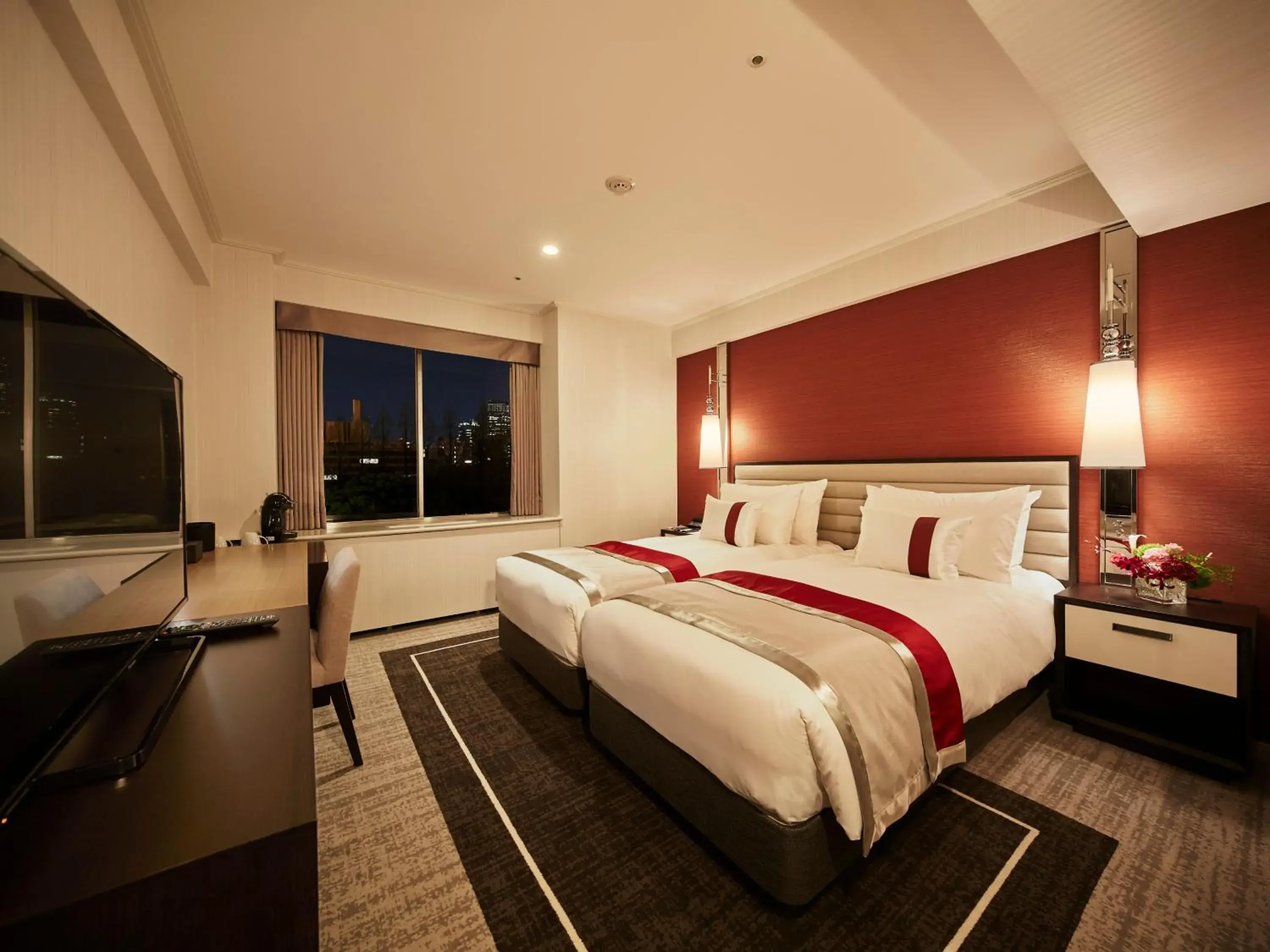 Superior Twin Room - Non-Smoking - Upper Floor in Tokyo Prince Hotel Superior Twin Room - Non-Smoking - Upper Floor in Tokyo Prince Hotel