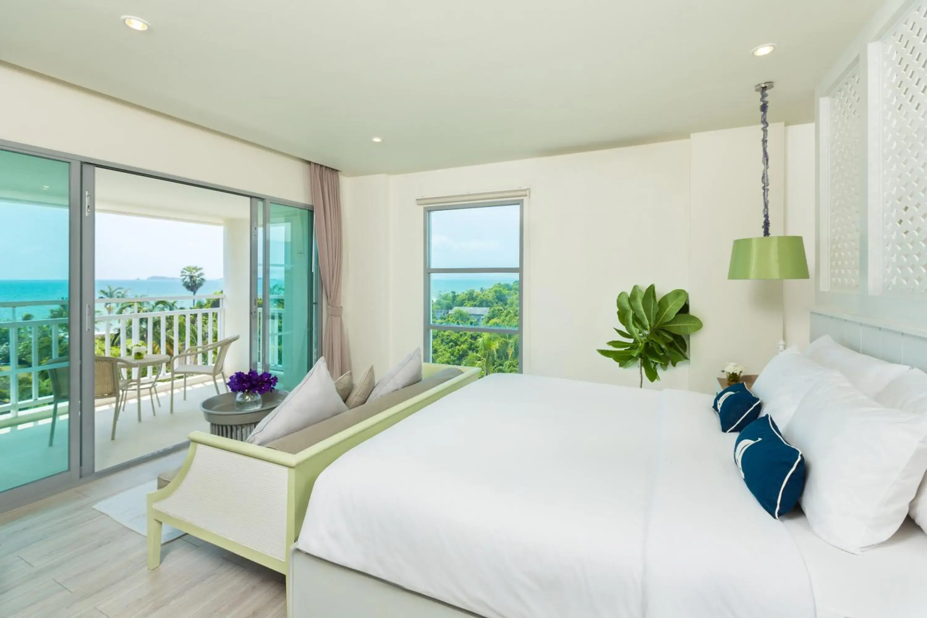 Deluxe Double Room Corner with Sea View in Bandara On Sea, Rayong Deluxe Double Room Corner with Sea View in Bandara On Sea, Rayong