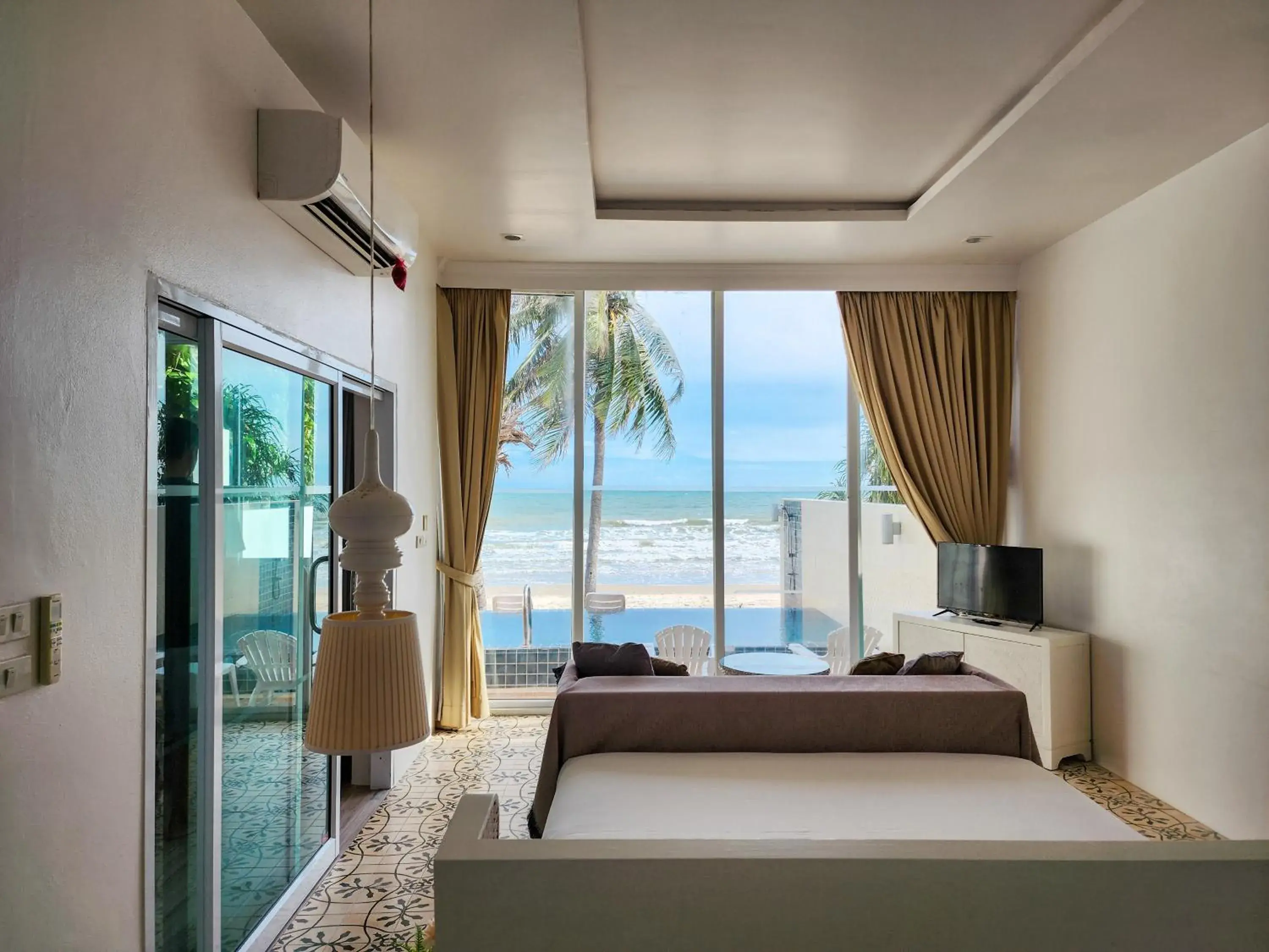 Villa with Private Pool in Bandara On Sea, Rayong Villa with Private Pool in Bandara On Sea, Rayong