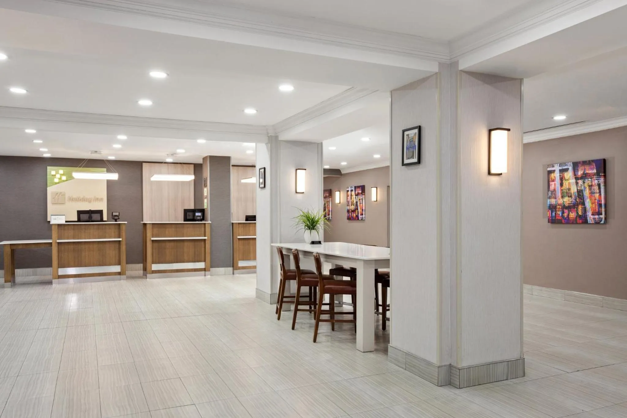 Property building in Holiday Inn Chicago/Oak Brook by IHG