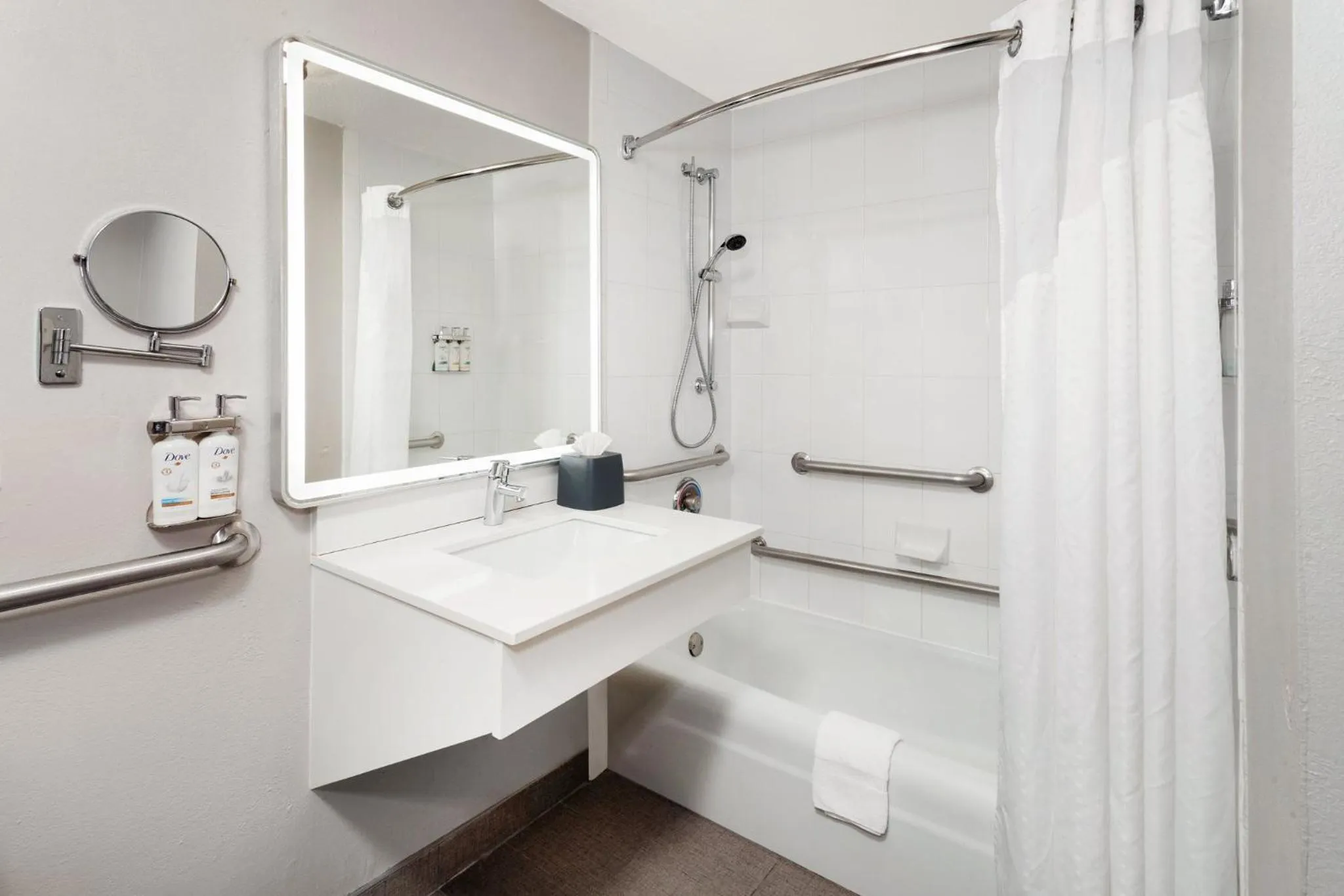 Bathroom in Holiday Inn Chicago/Oak Brook by IHG