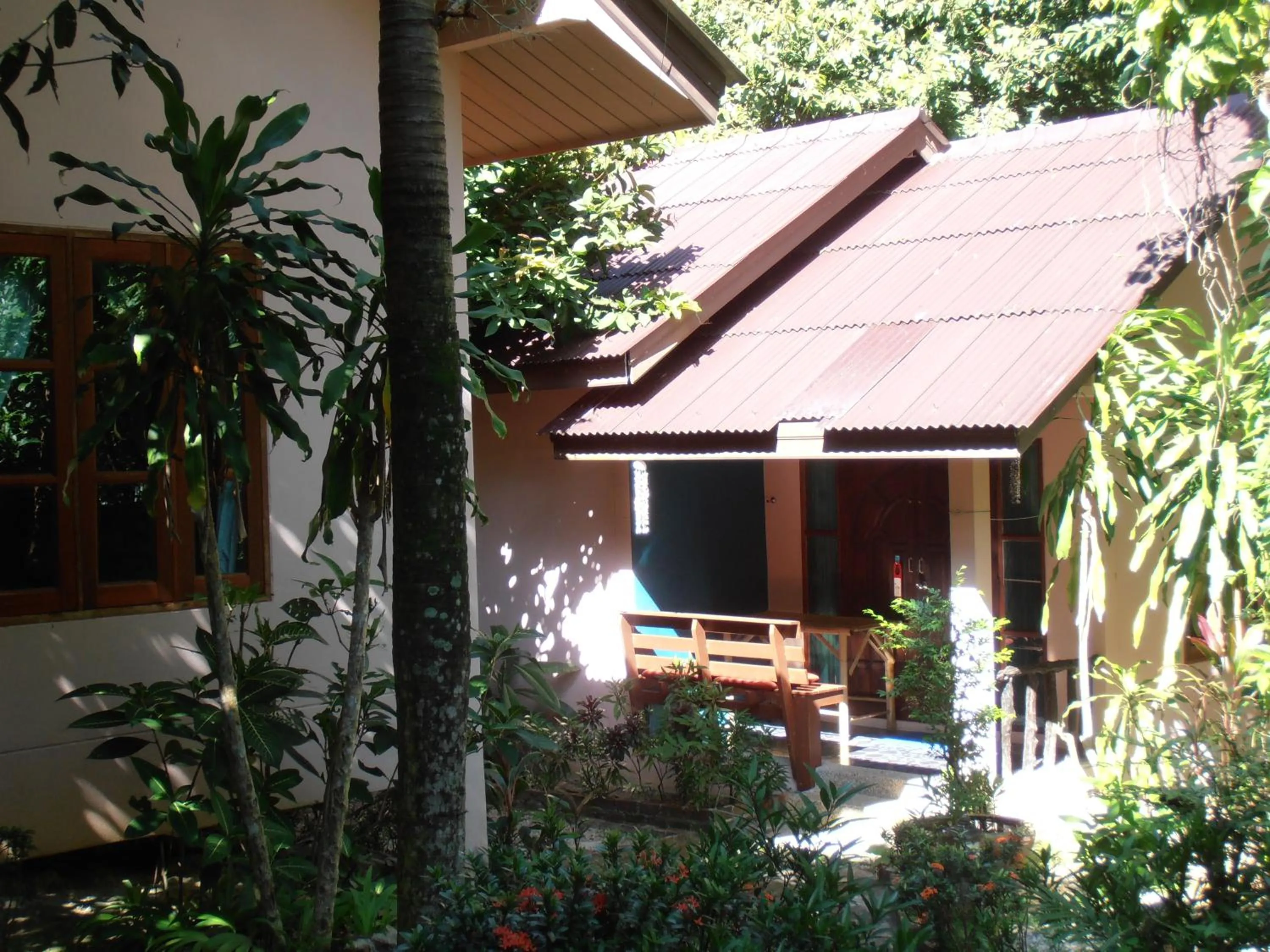 Facade/entrance in Aonang Green Park Bungalow