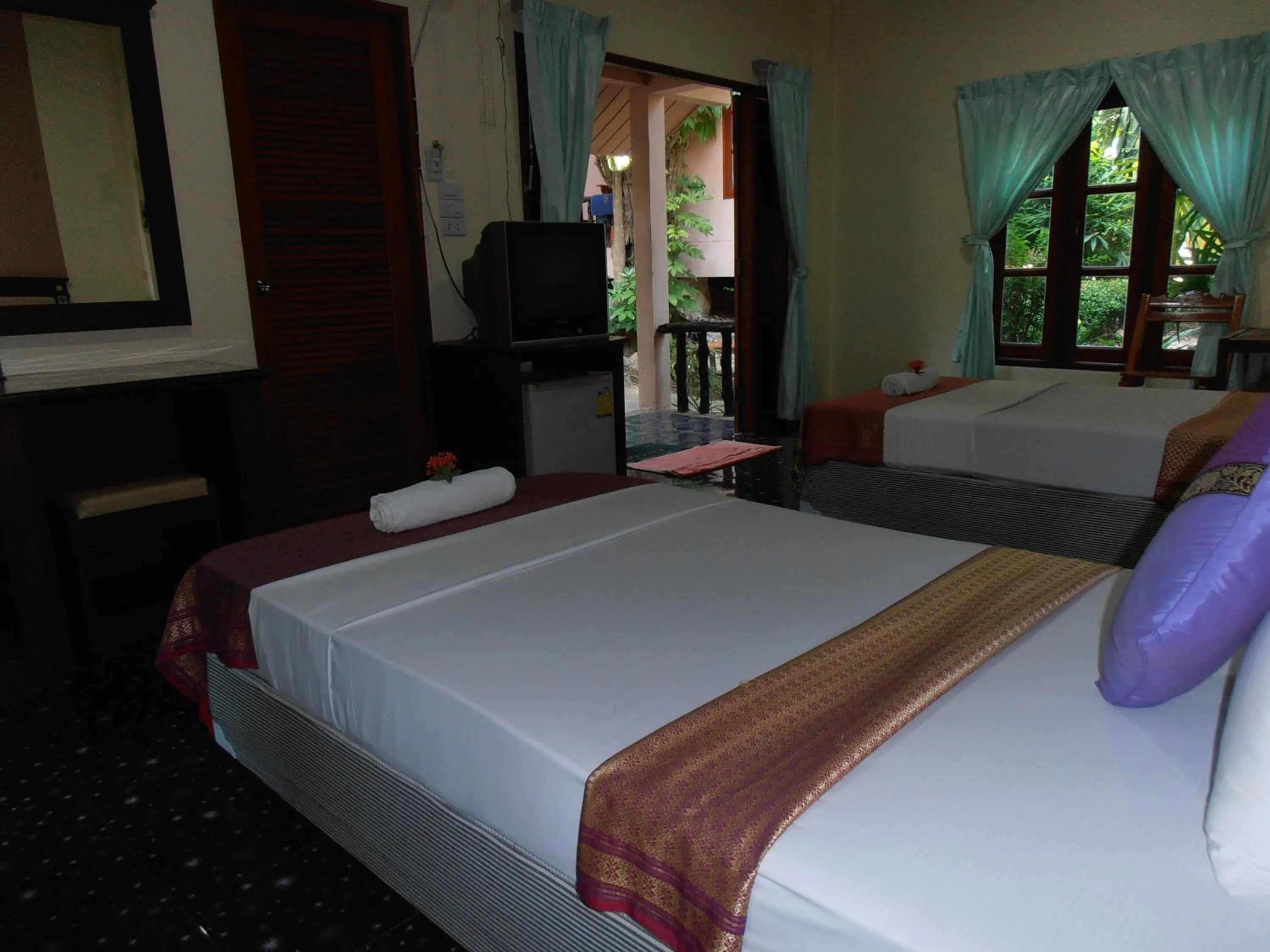 Bed in Aonang Green Park Bungalow