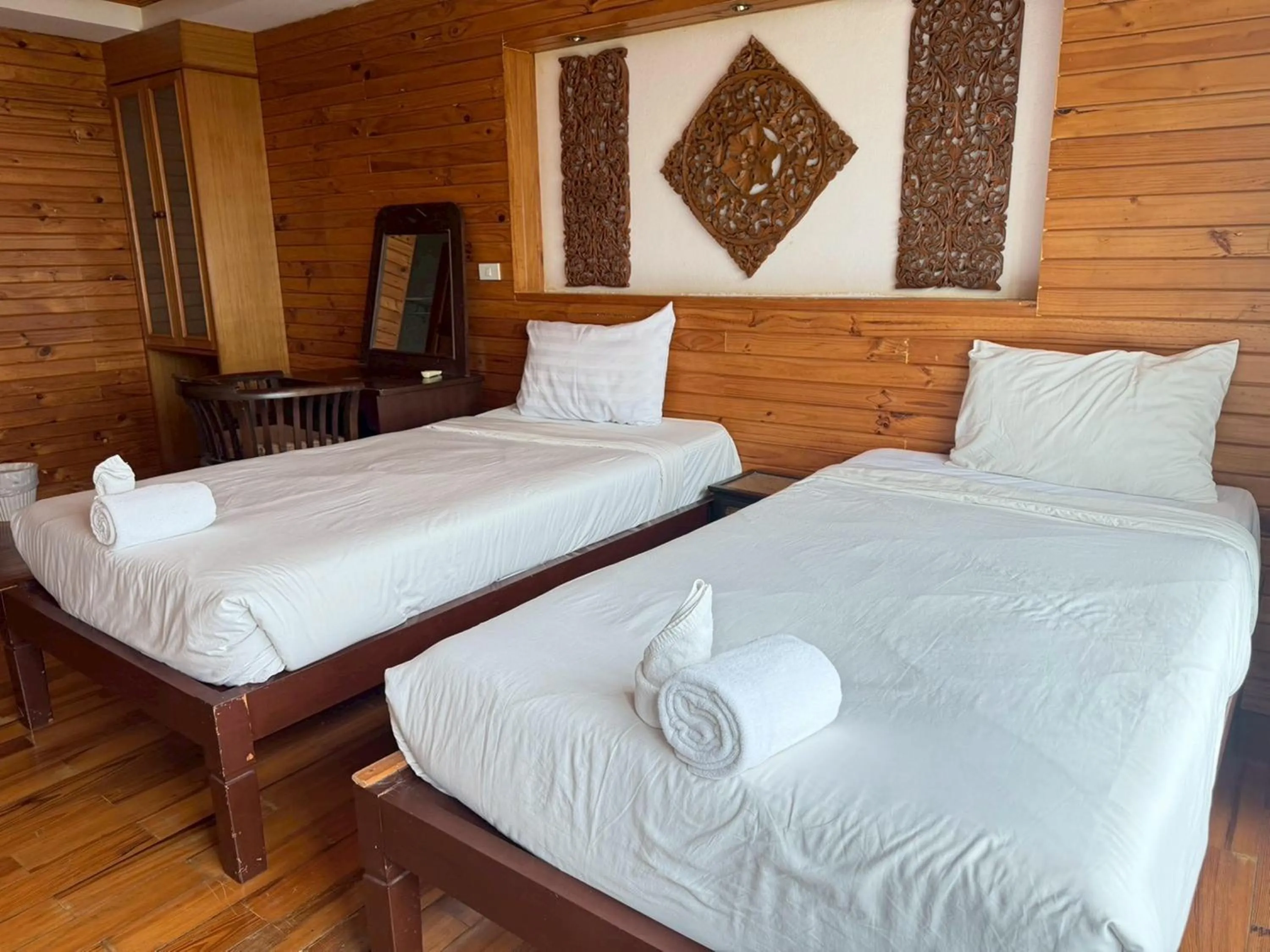 Photo of the whole room, Bed in Maekhong Delta Boutique Hotel