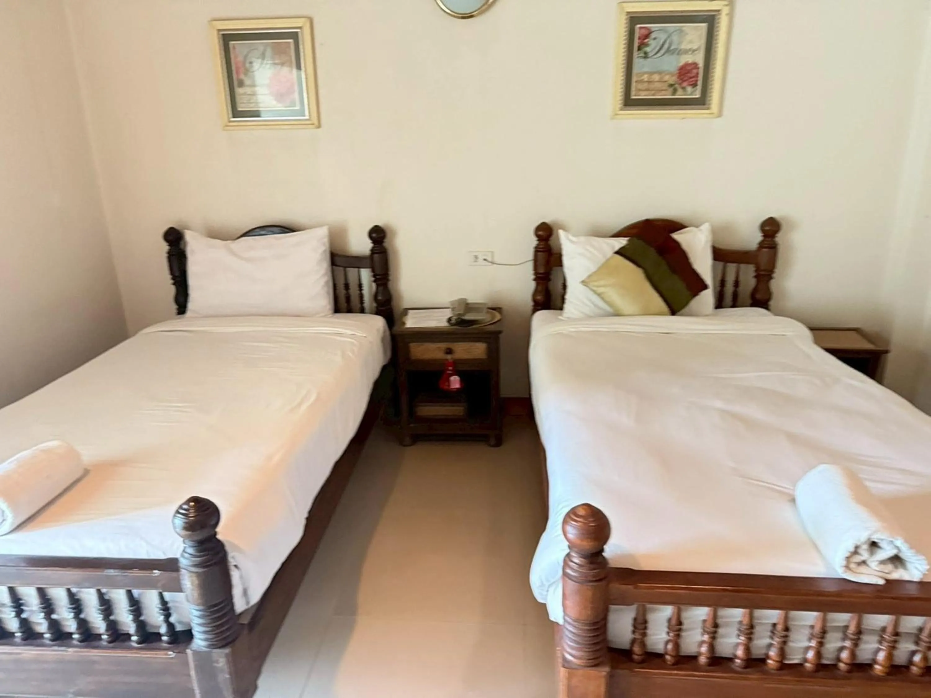 Photo of the whole room, Bed in Maekhong Delta Boutique Hotel