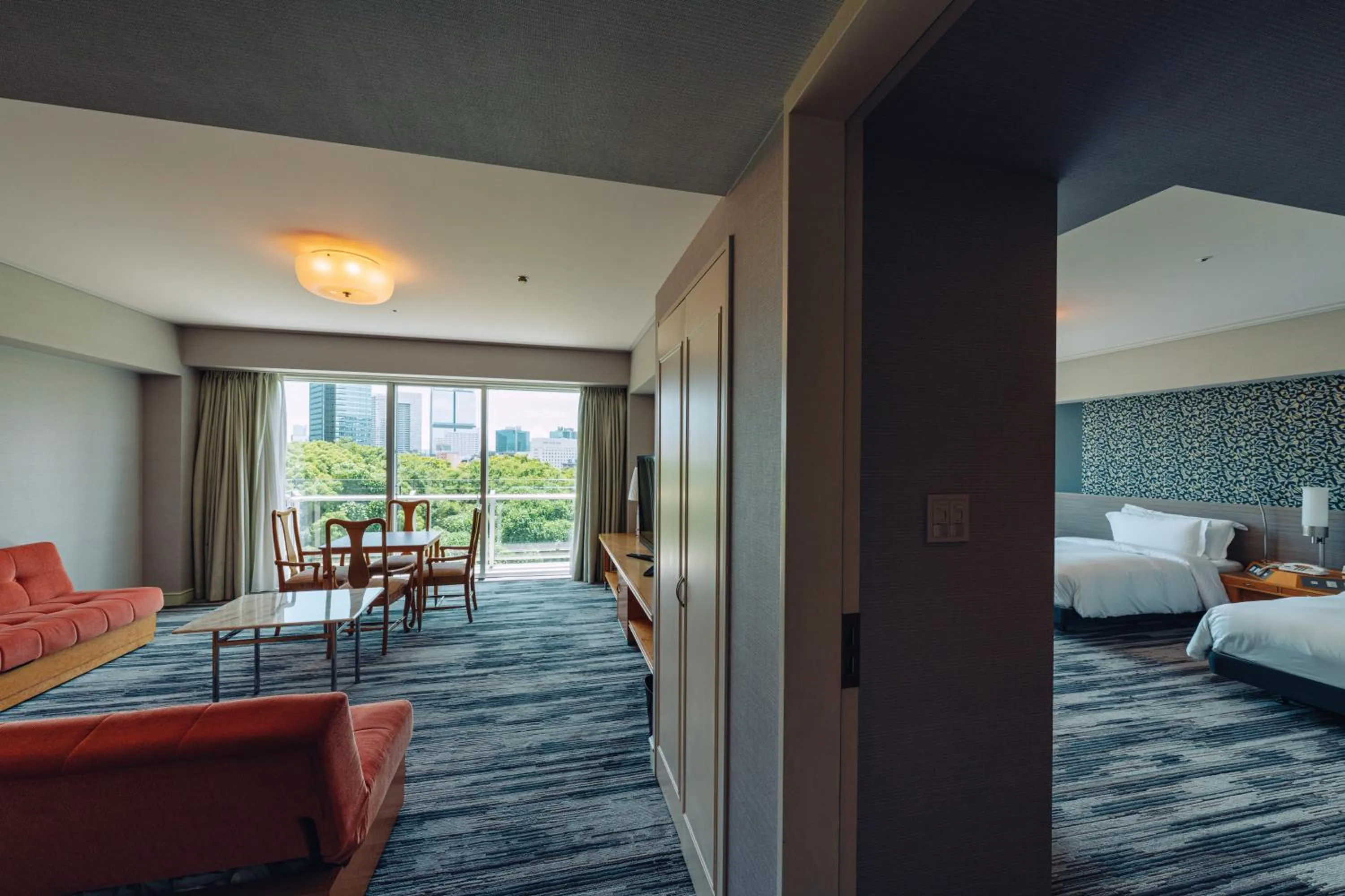 Living room, Bed in The Prince Park Tower Tokyo - Preferred Hotels & Resorts, LVX Collection