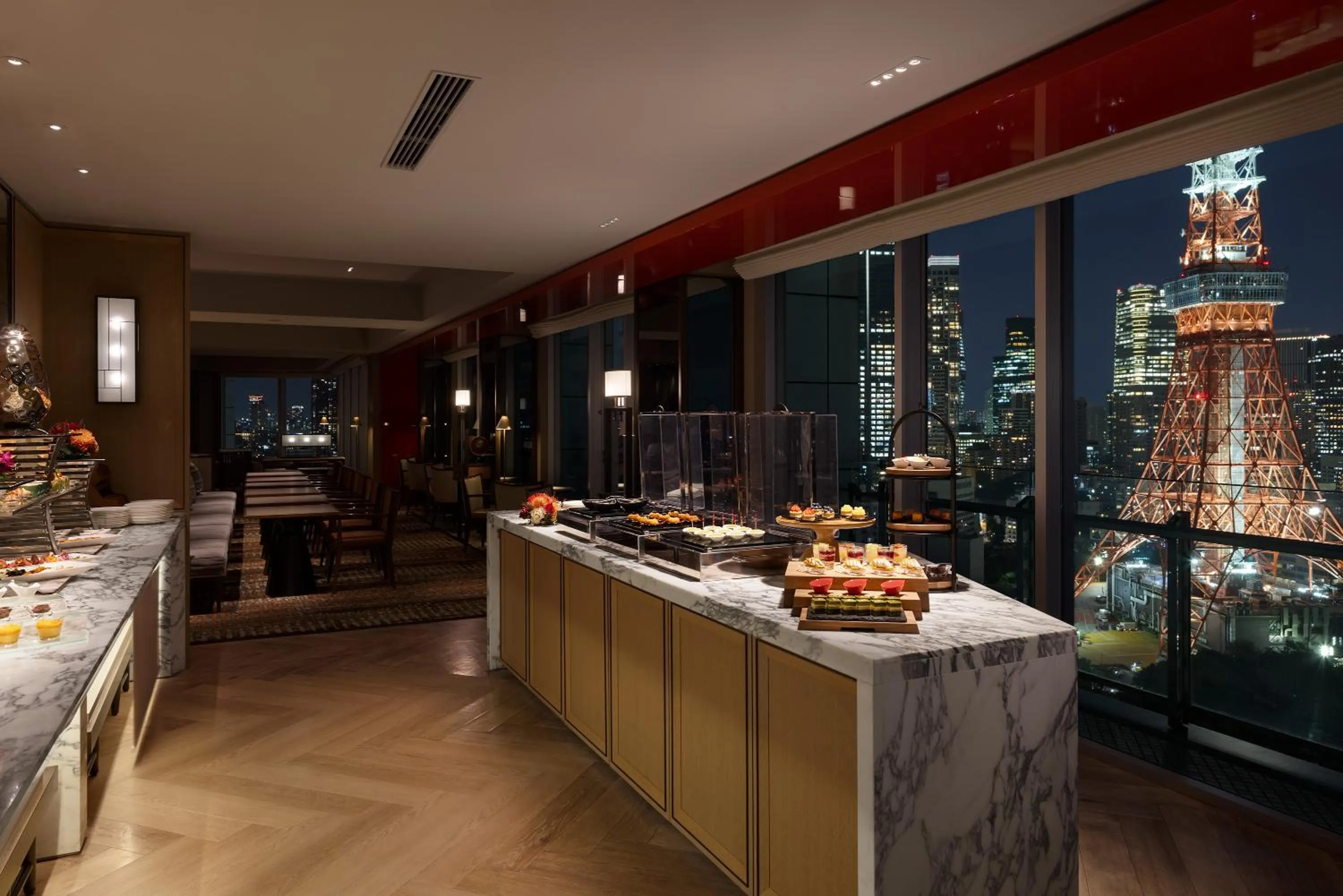 Lounge or bar in The Prince Park Tower Tokyo - Preferred Hotels & Resorts, LVX Collection
