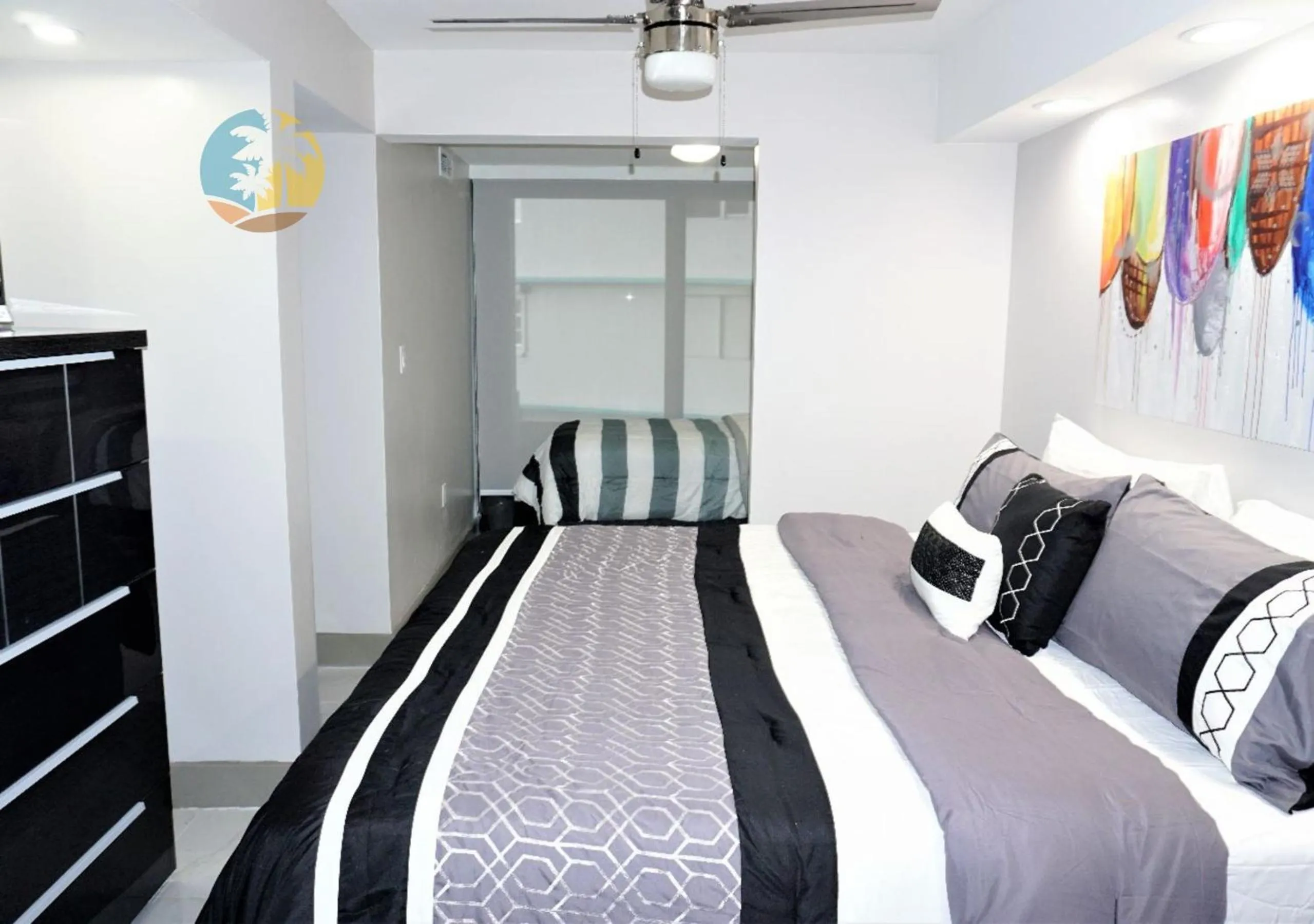 Bed in Luxury Beach Resort - HORA RENTALS