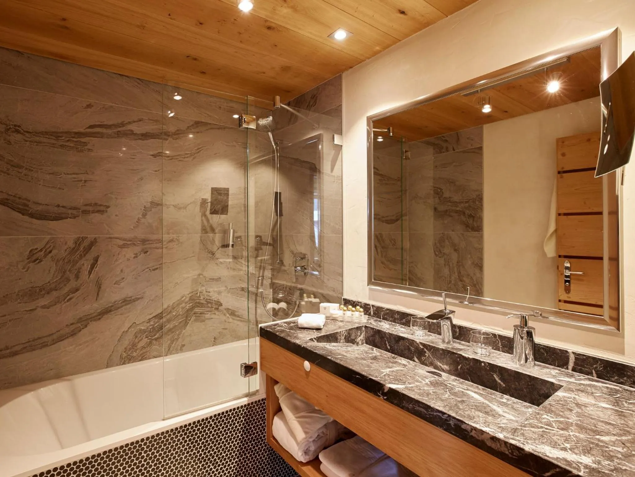 Bathroom in Hotel Auriga