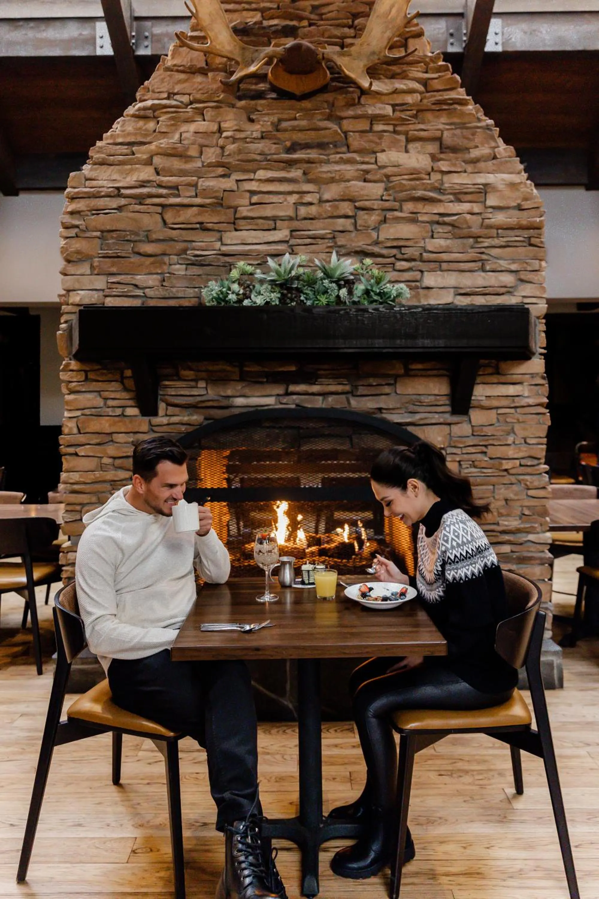 Restaurant/places to eat in Tenaya at Yosemite