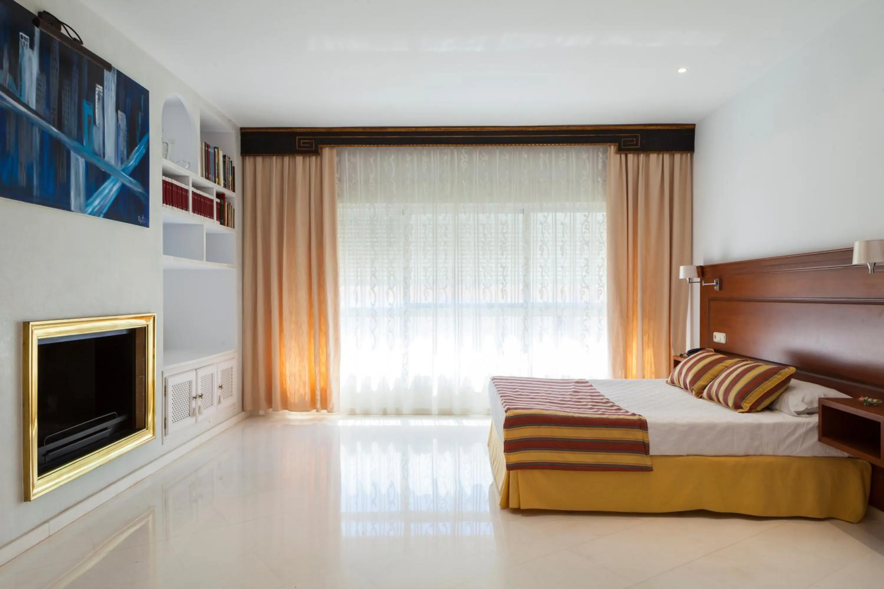 Photo of the whole room, Bed in Apartamentos Mexico