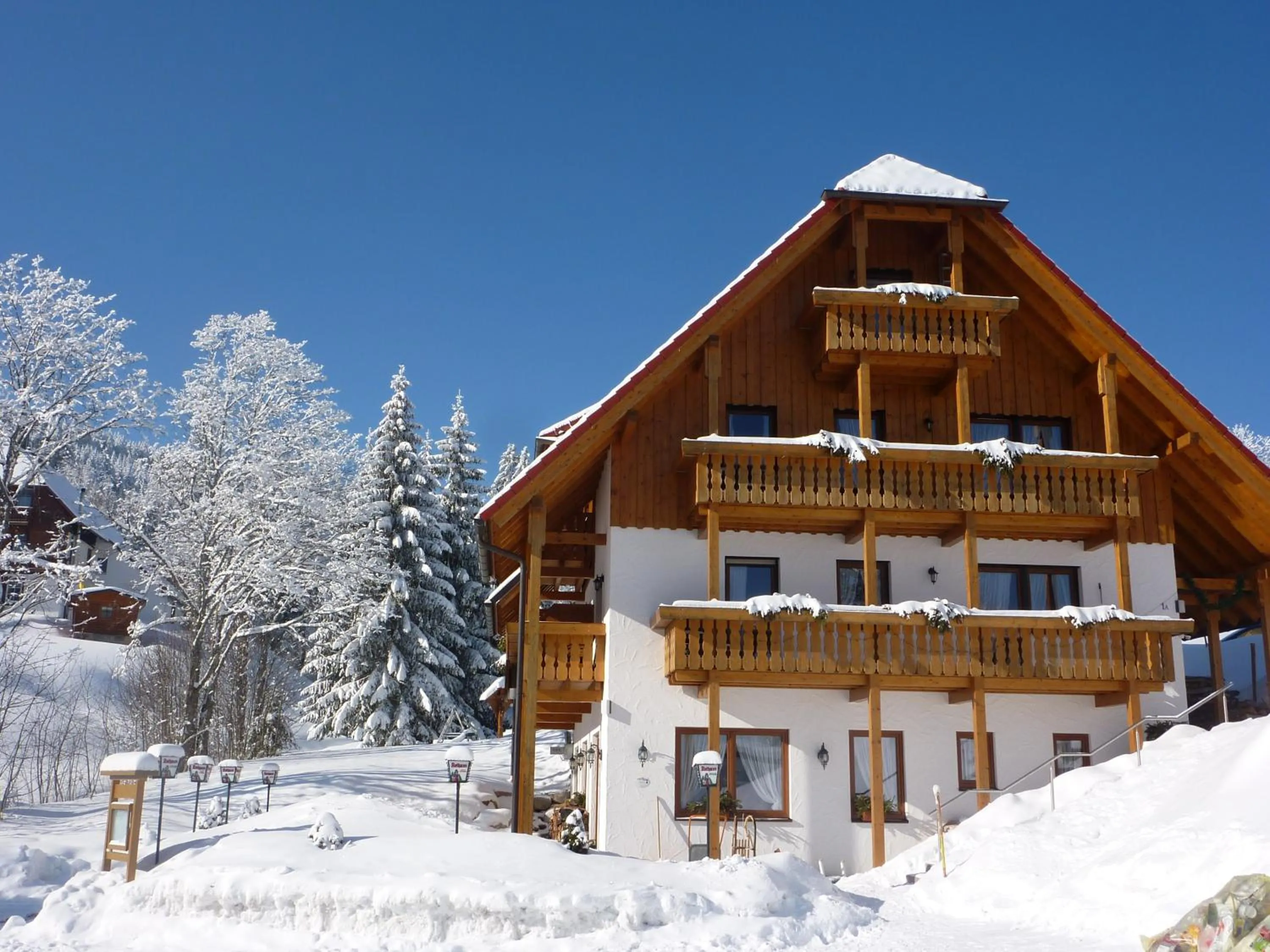 Winter in Schwarzwald-Hotel Kraeutle