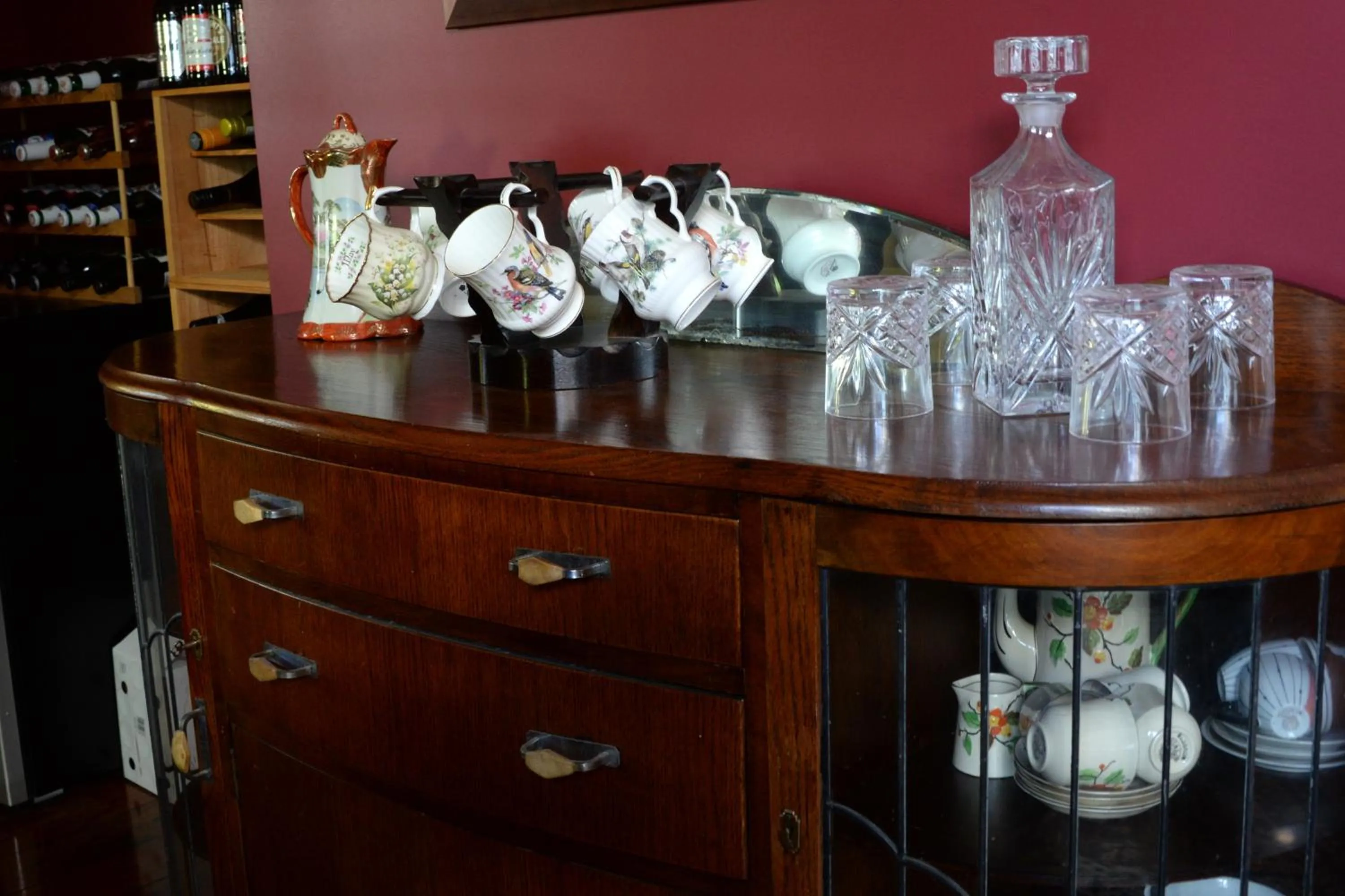 Dining area in Connemara Country Lodge