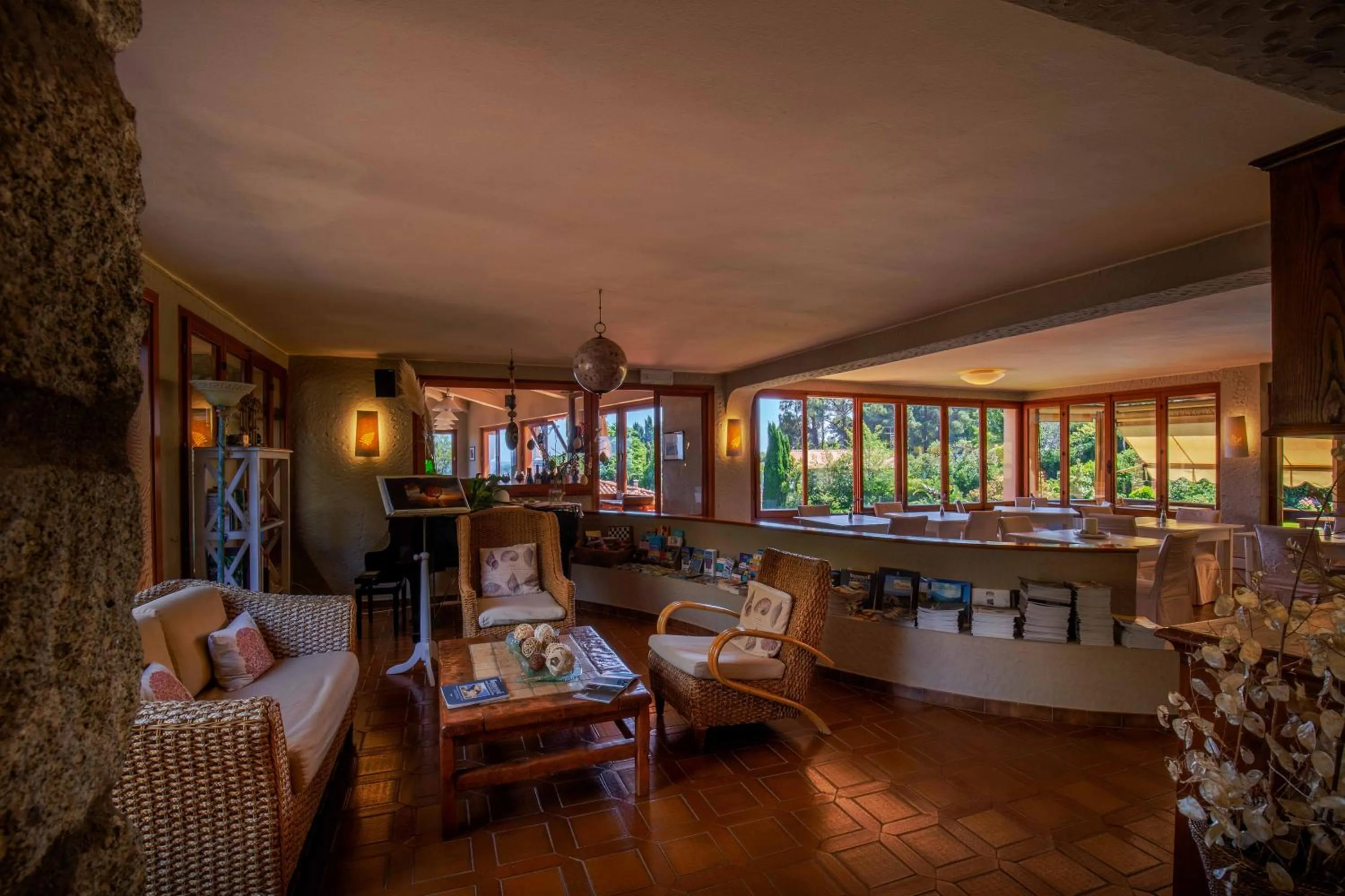 Lounge or bar in Hotel Cernia Isola Botanica