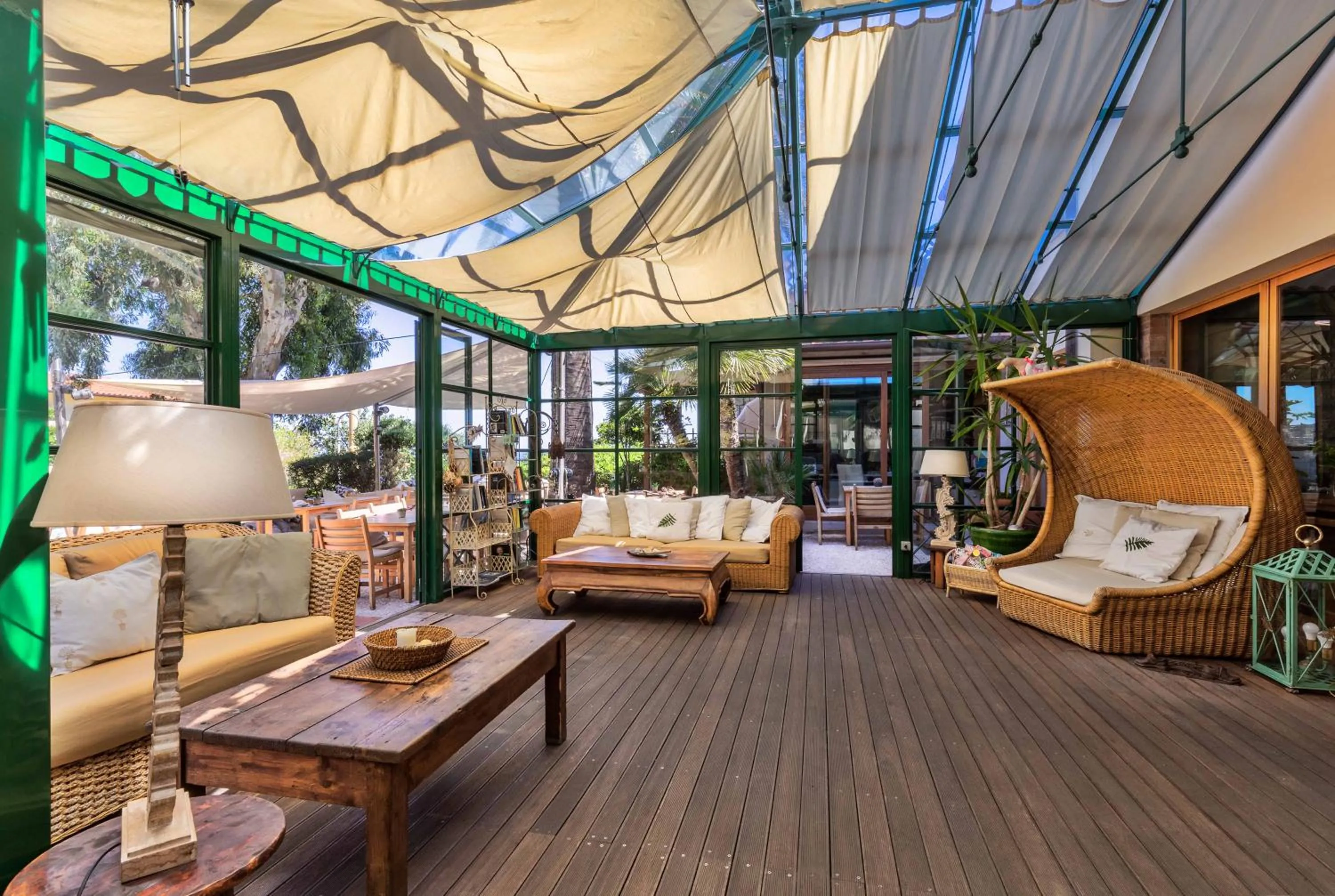 Patio in Hotel Cernia Isola Botanica