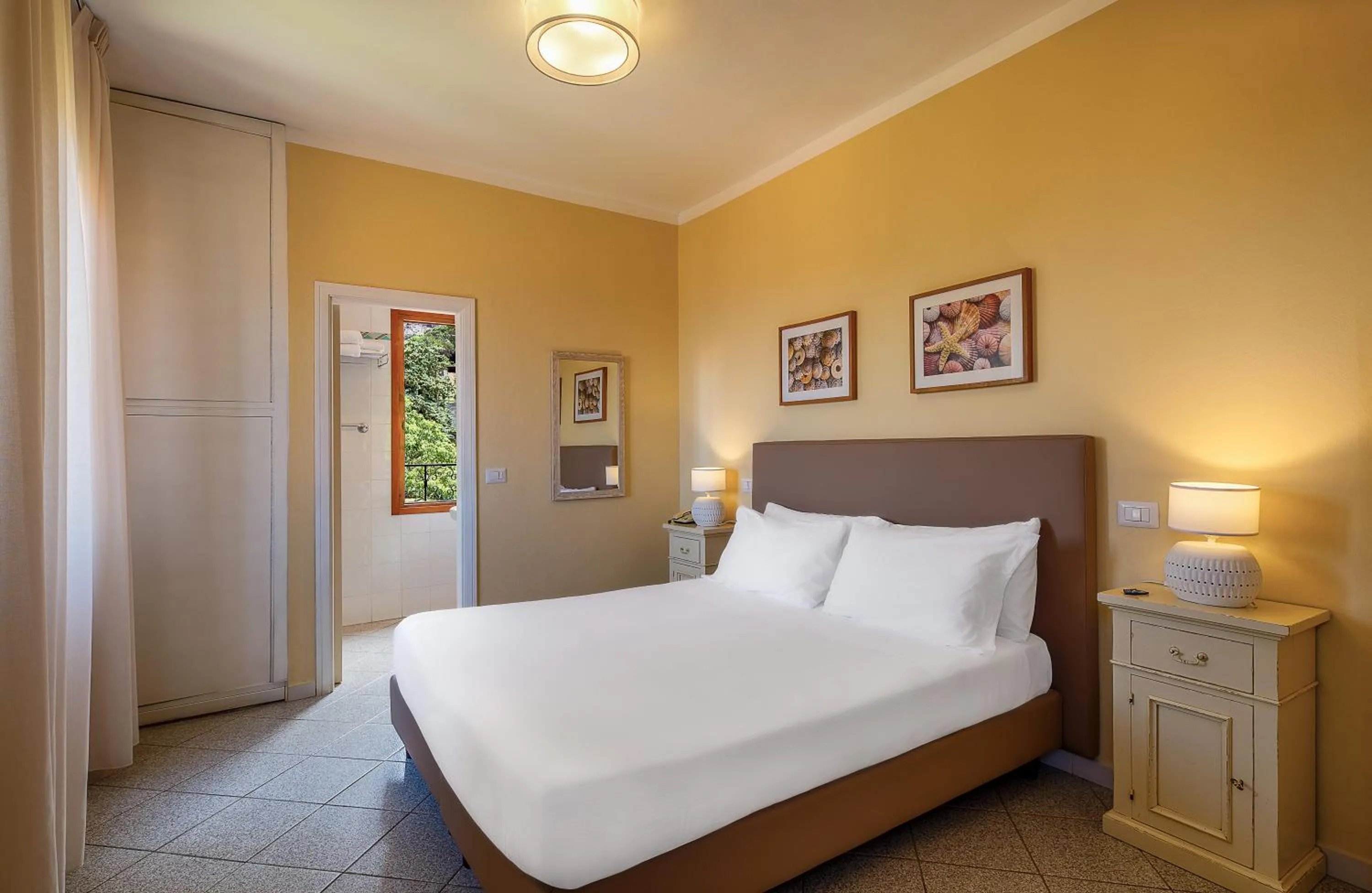 Bed in Hotel Cernia Isola Botanica