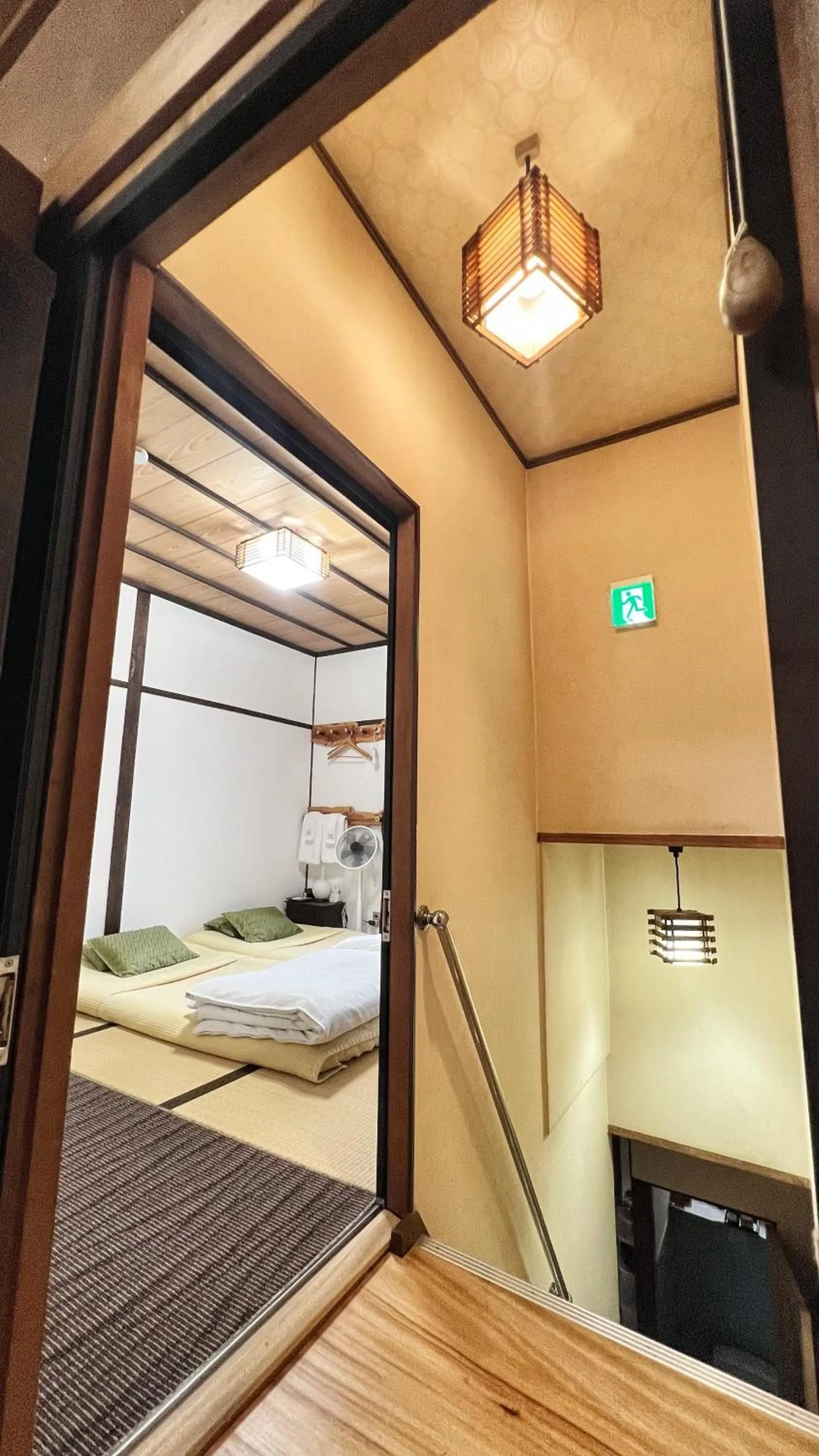 Bed in Bighem Maison