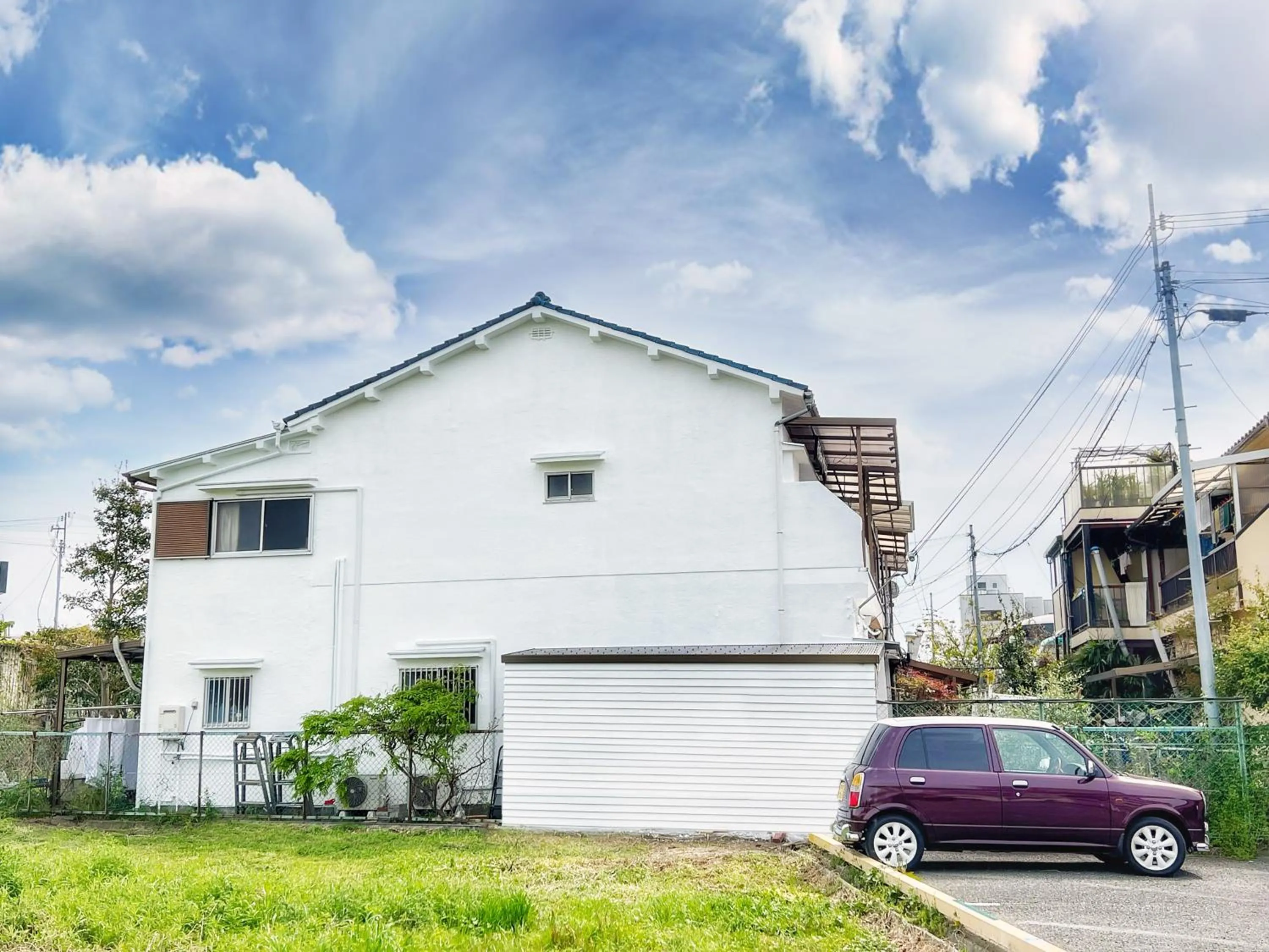 Property building in Bighem Maison