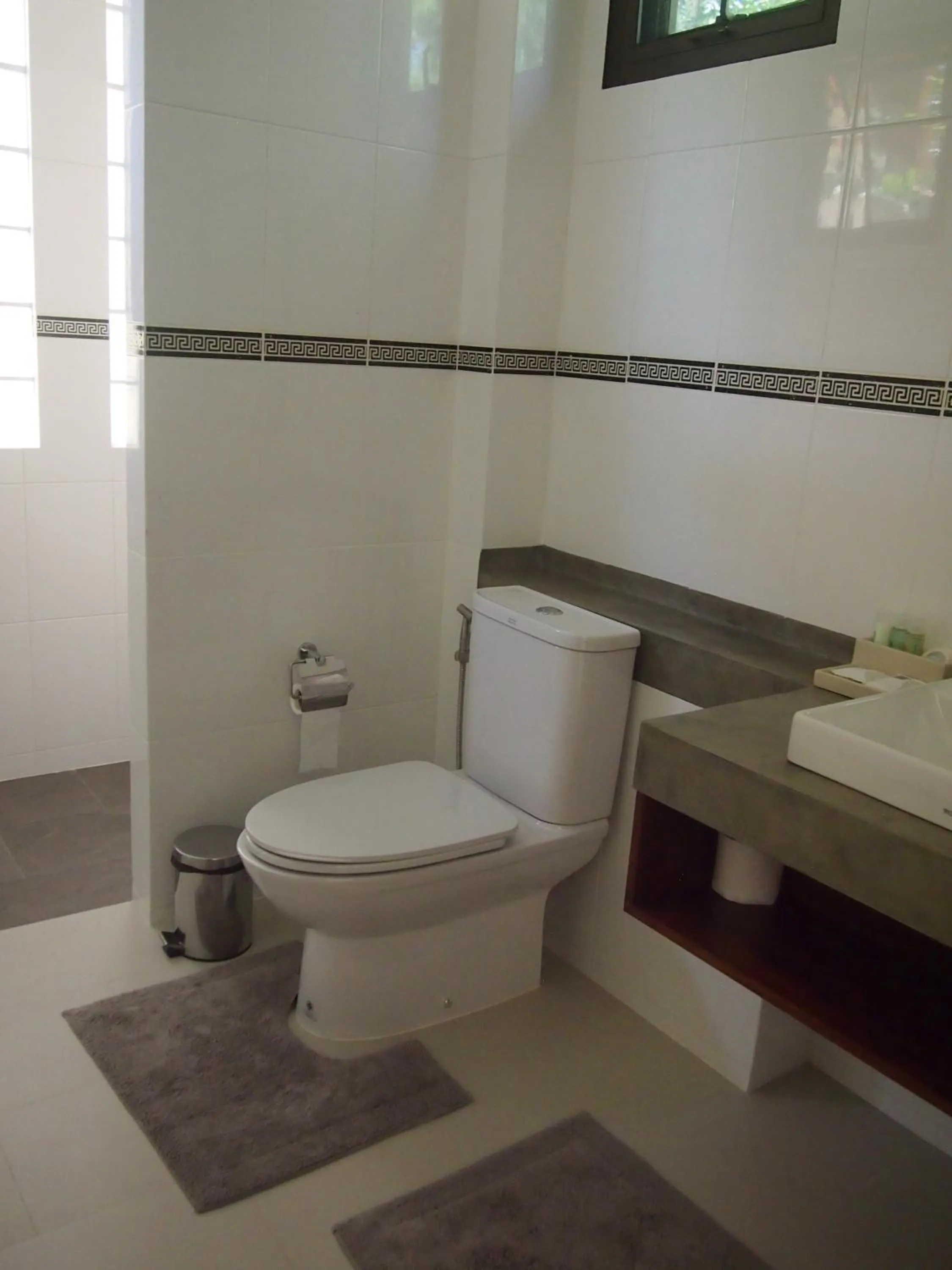 Bathroom in AT Bangsak Resort