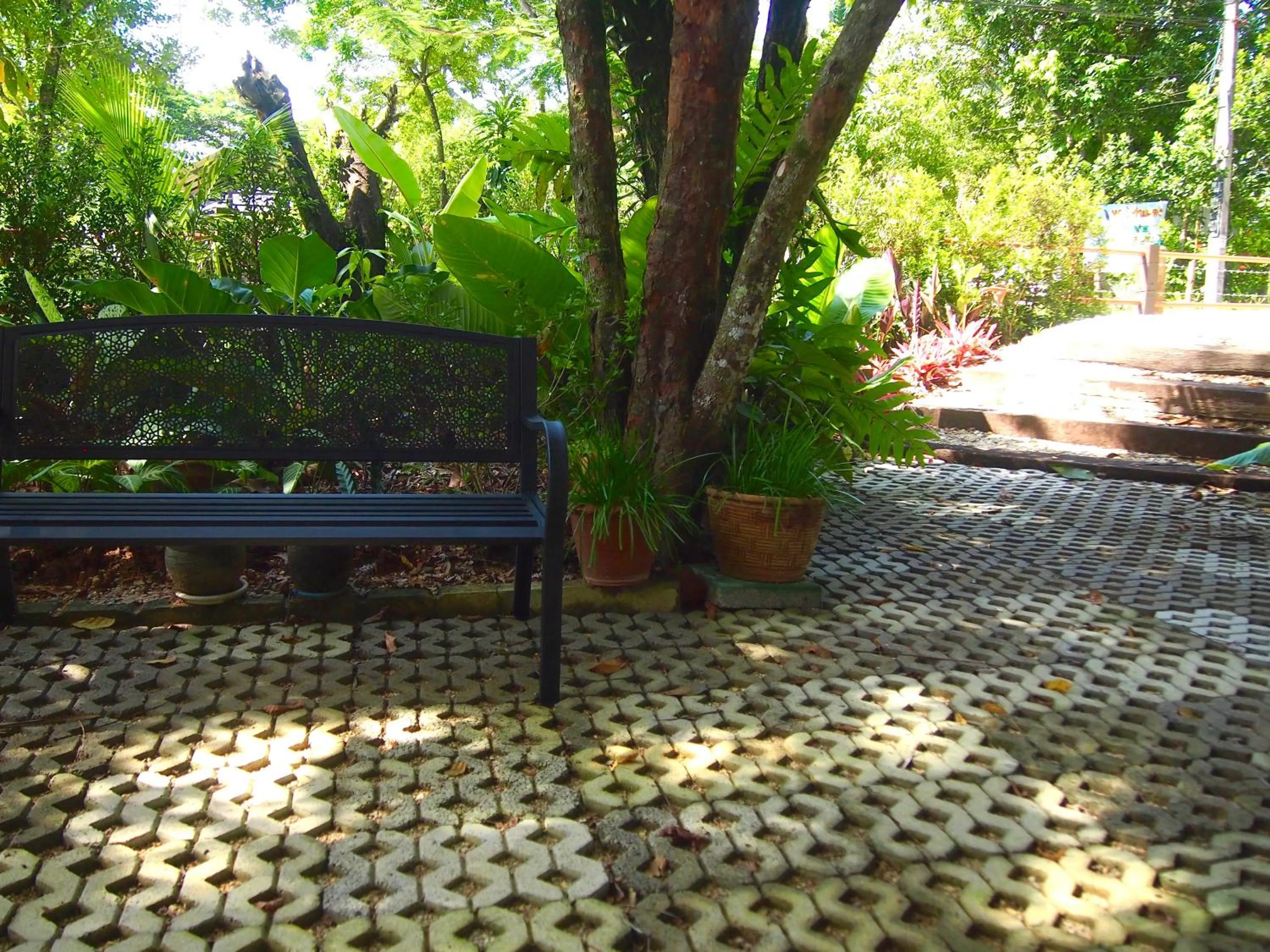 Garden in AT Bangsak Resort