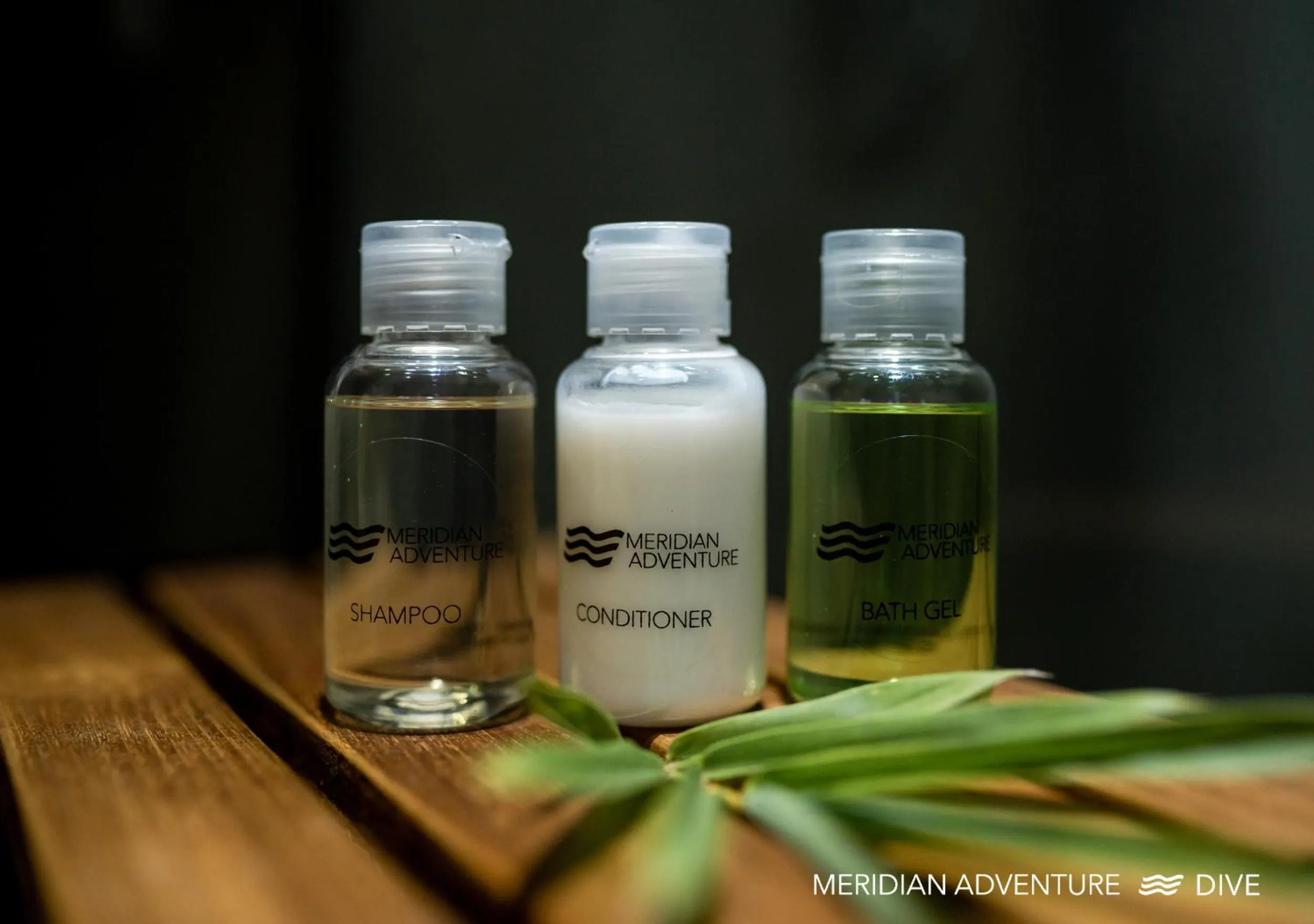 Shower in Meridian Adventure Marina Club & Resort