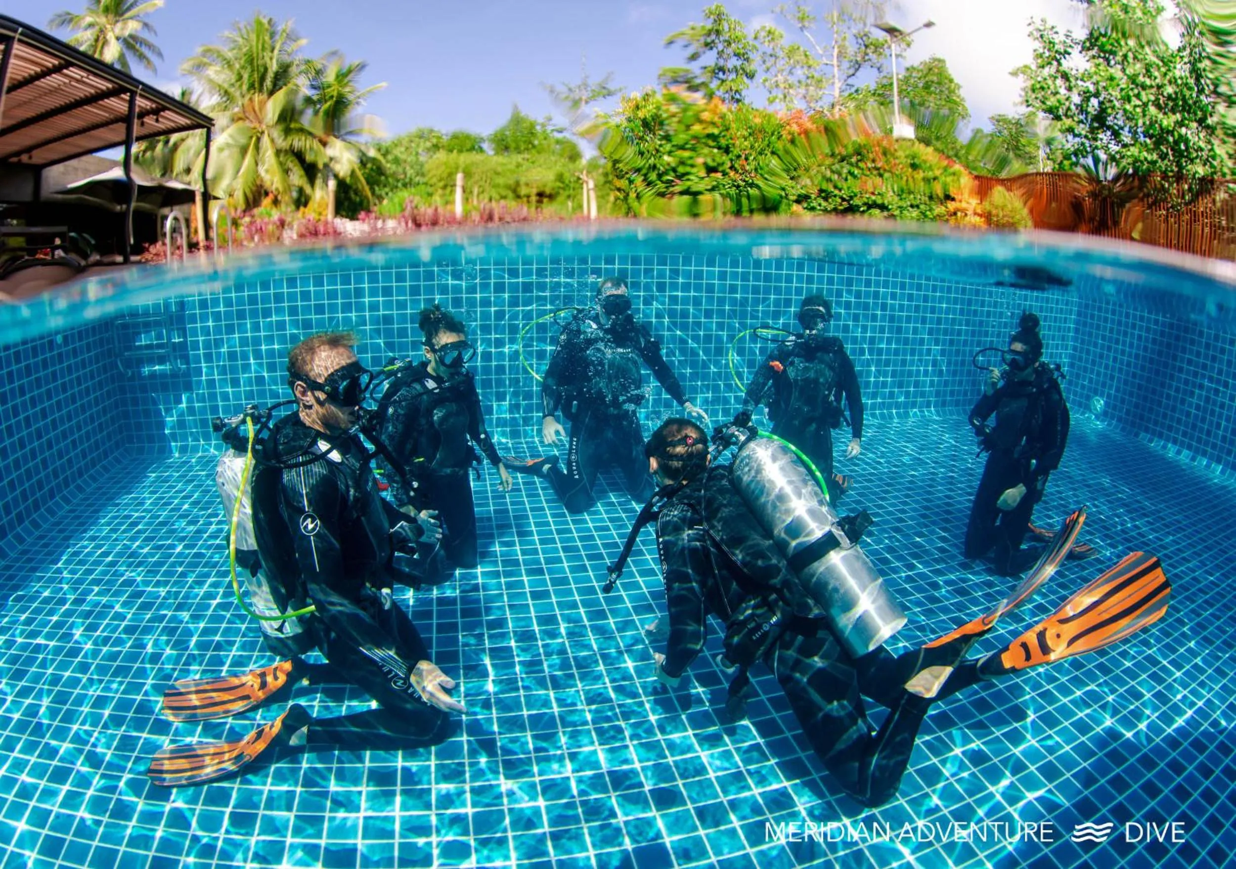 People in Meridian Adventure Marina Club & Resort