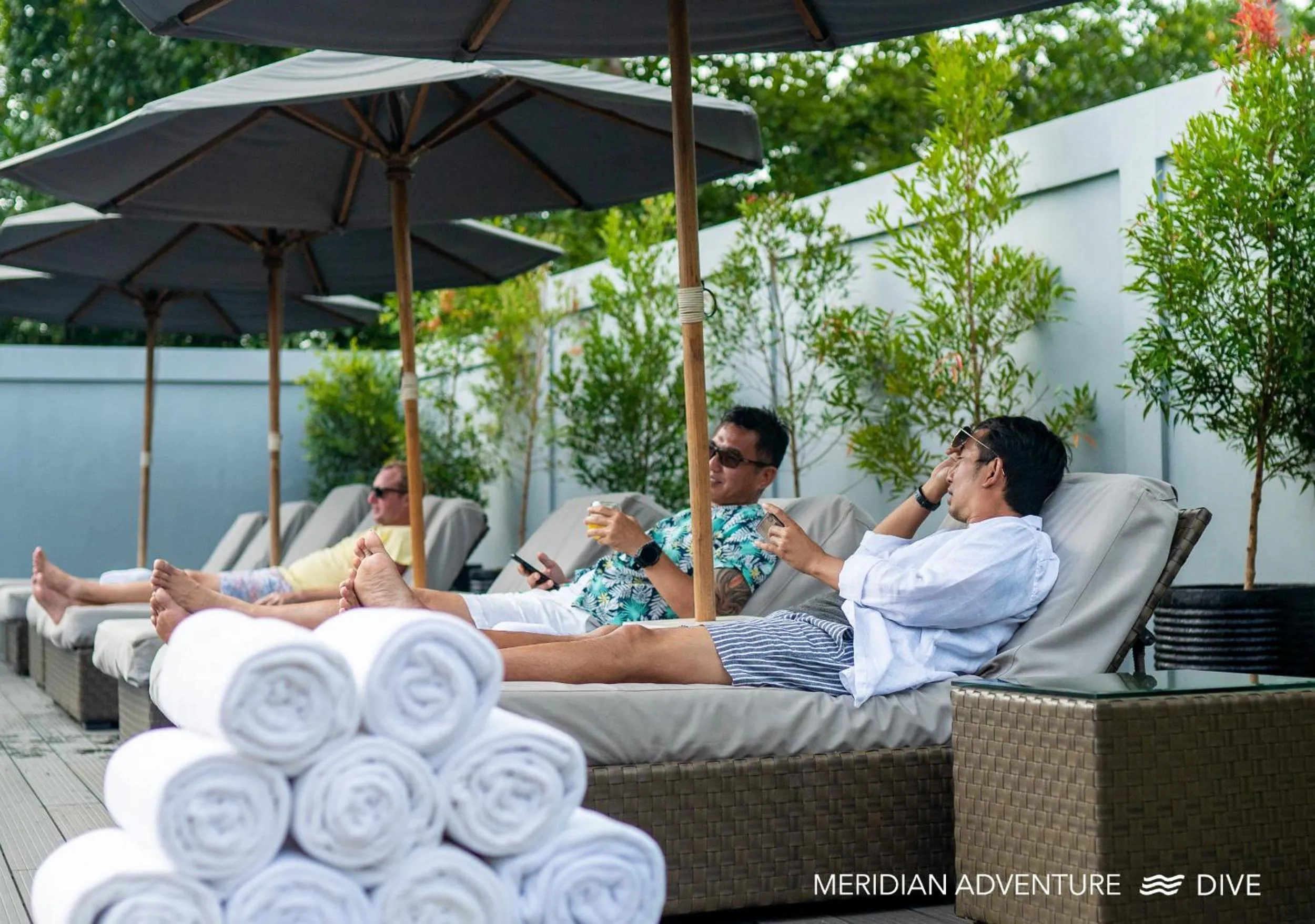 People in Meridian Adventure Marina Club & Resort