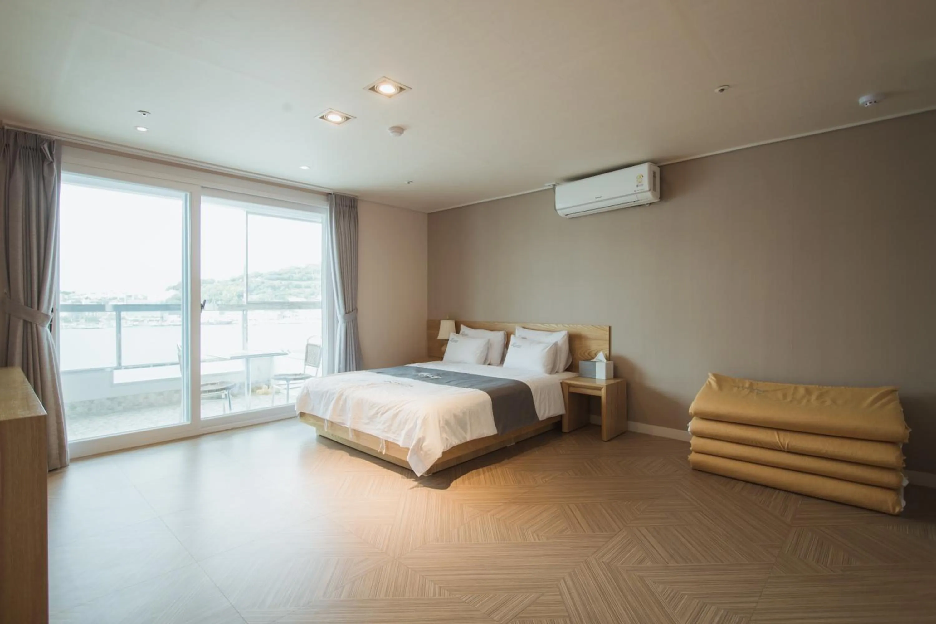 Bed in Lium Spa Hostel