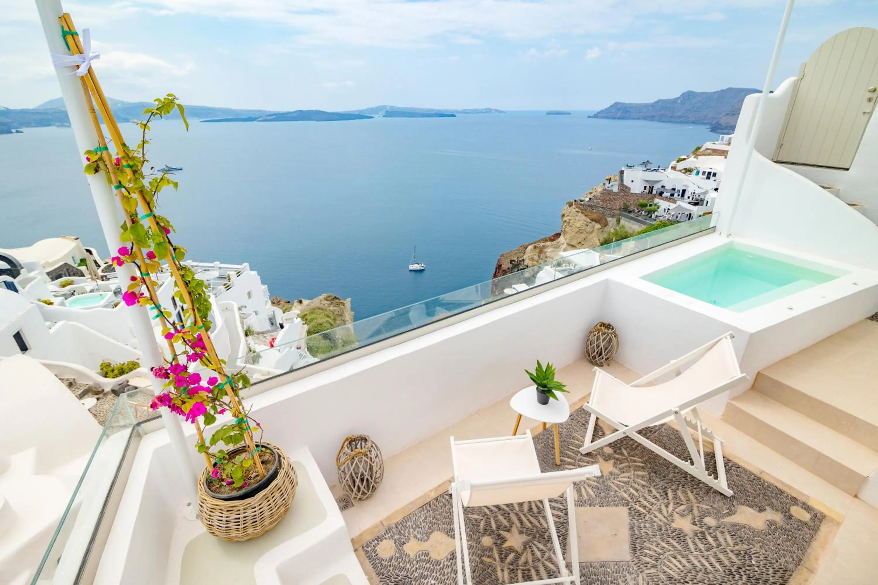 Balcony/Terrace in Oia Mare Villas
