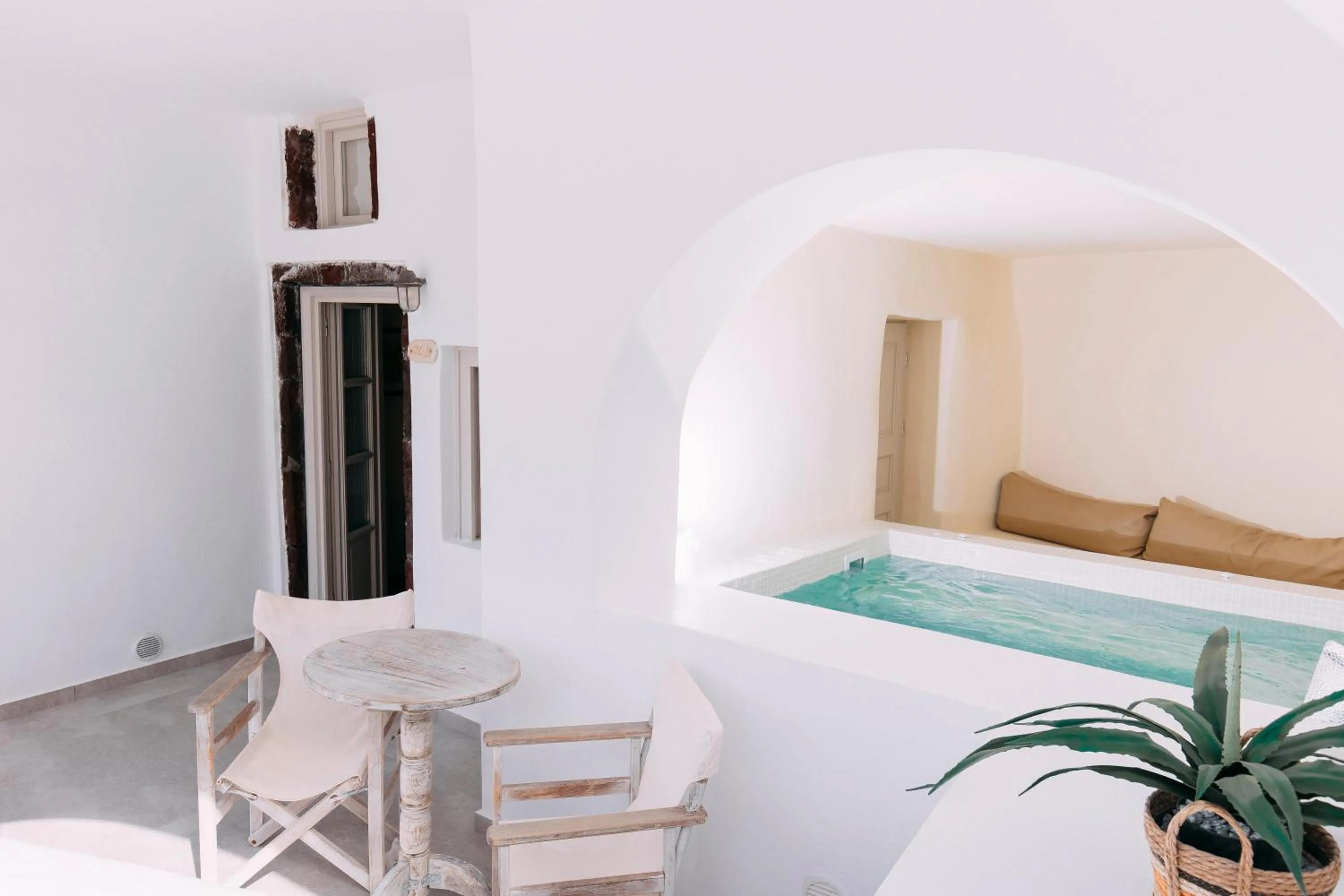Hot Tub in Oia Mare Villas