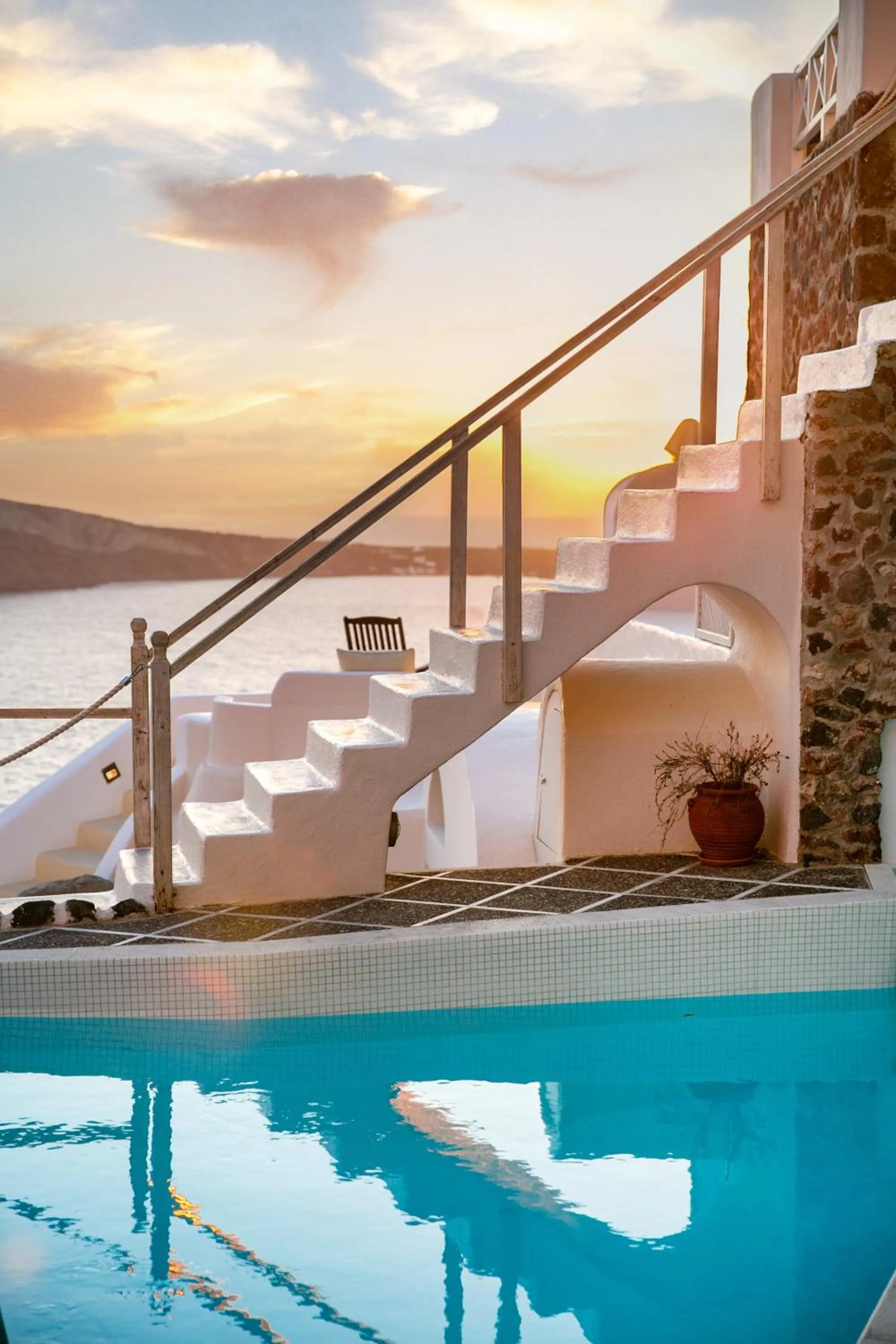 Pool view in Oia Mare Villas