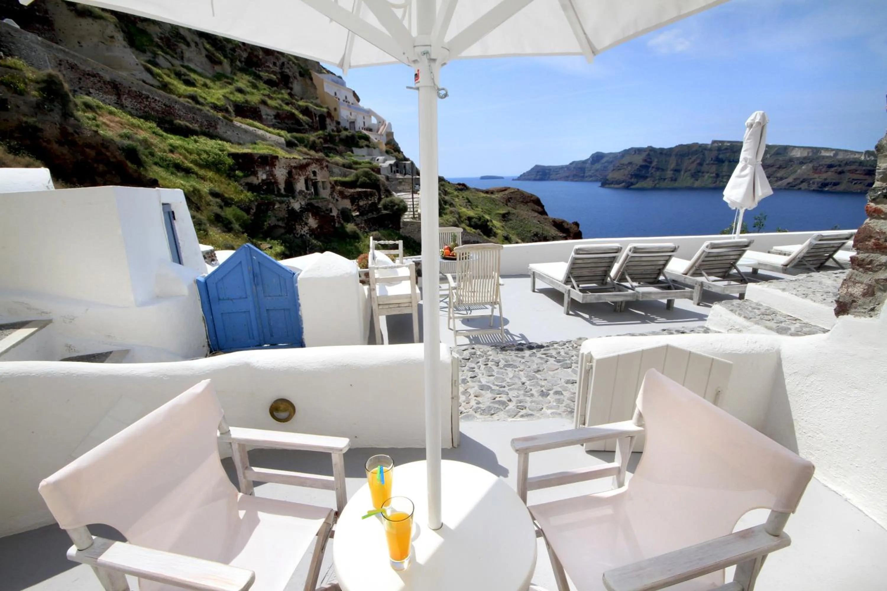 Day in Oia Mare Villas