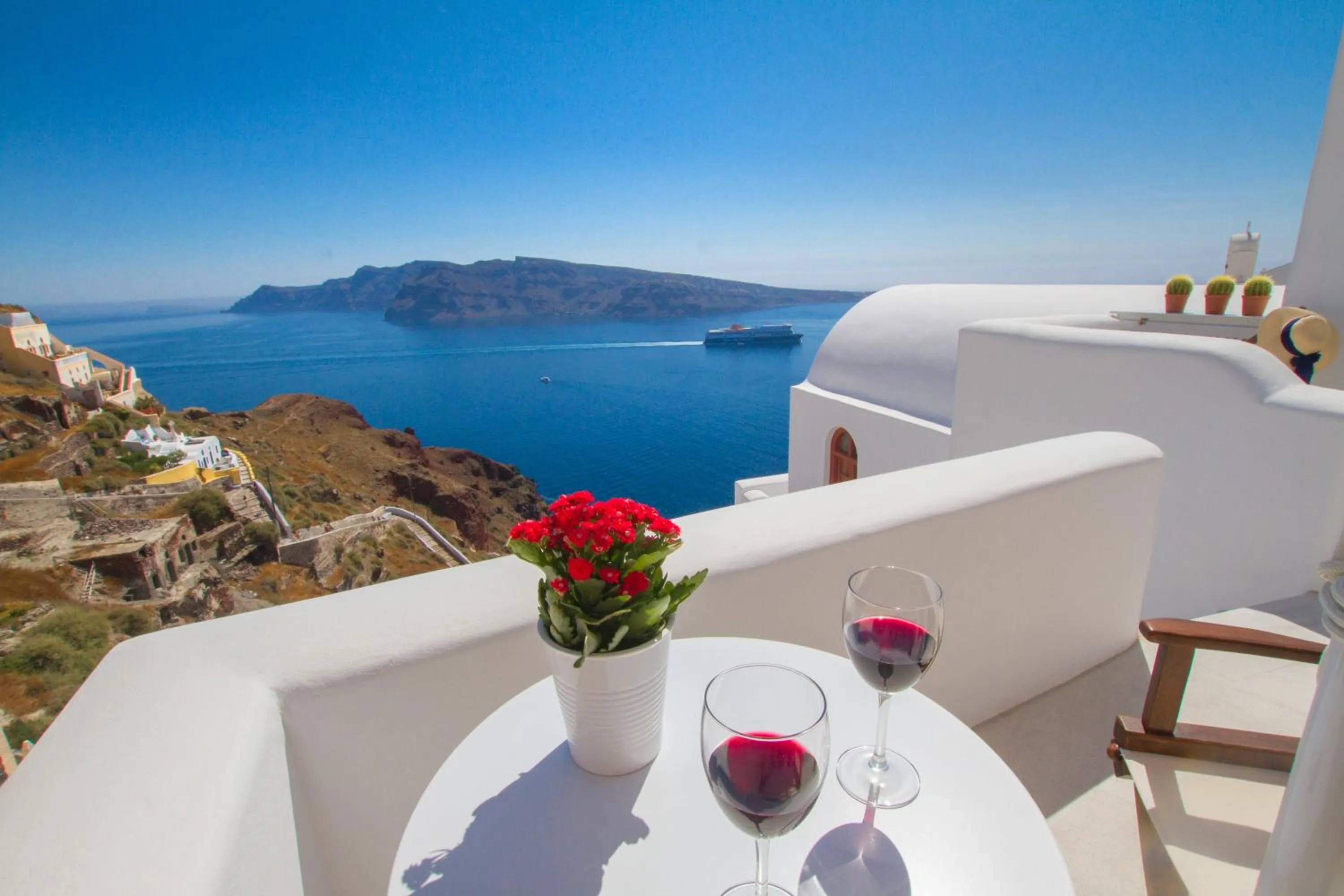 Balcony/Terrace in Oia Mare Villas