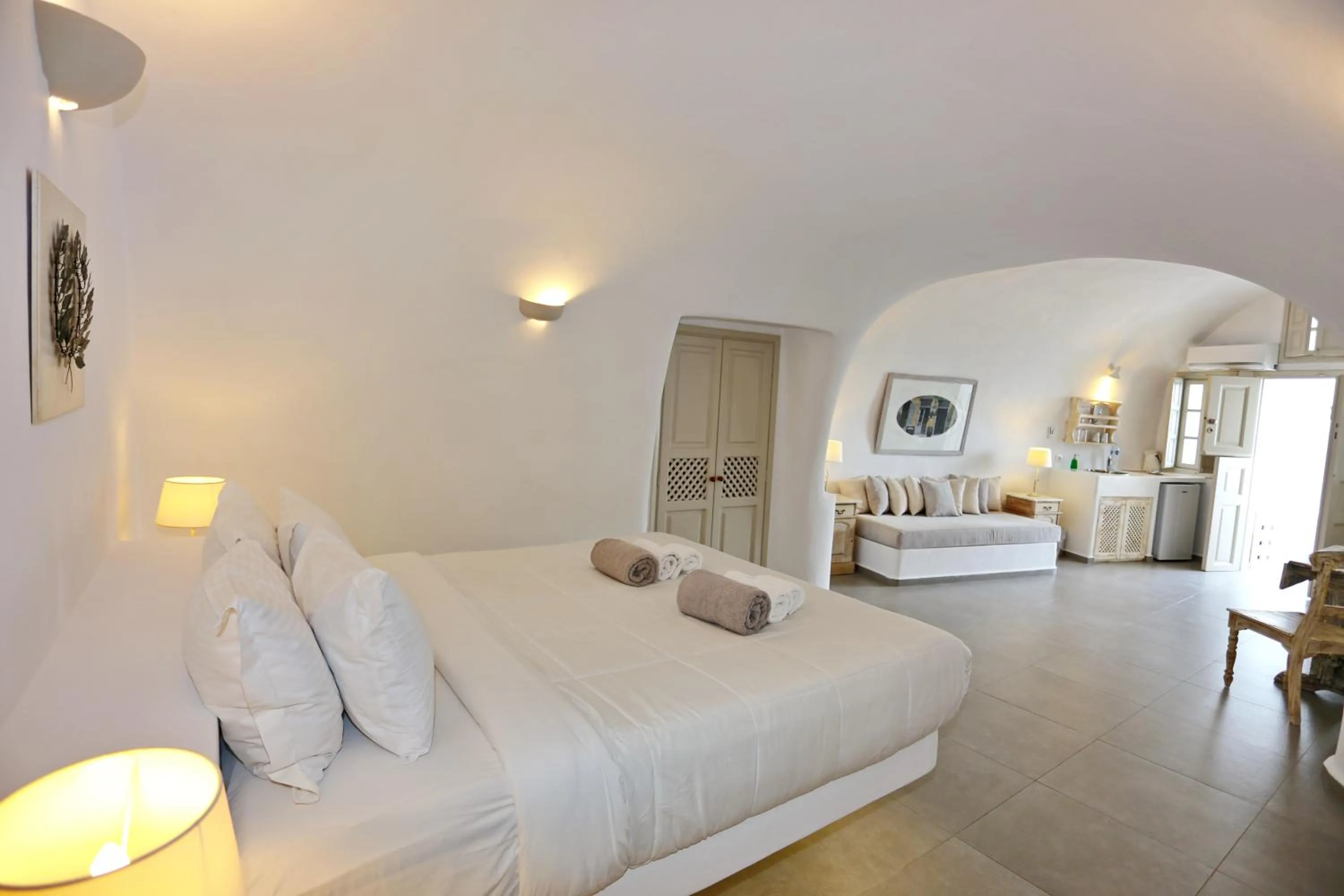 View (from property/room), Bed in Oia Mare Villas