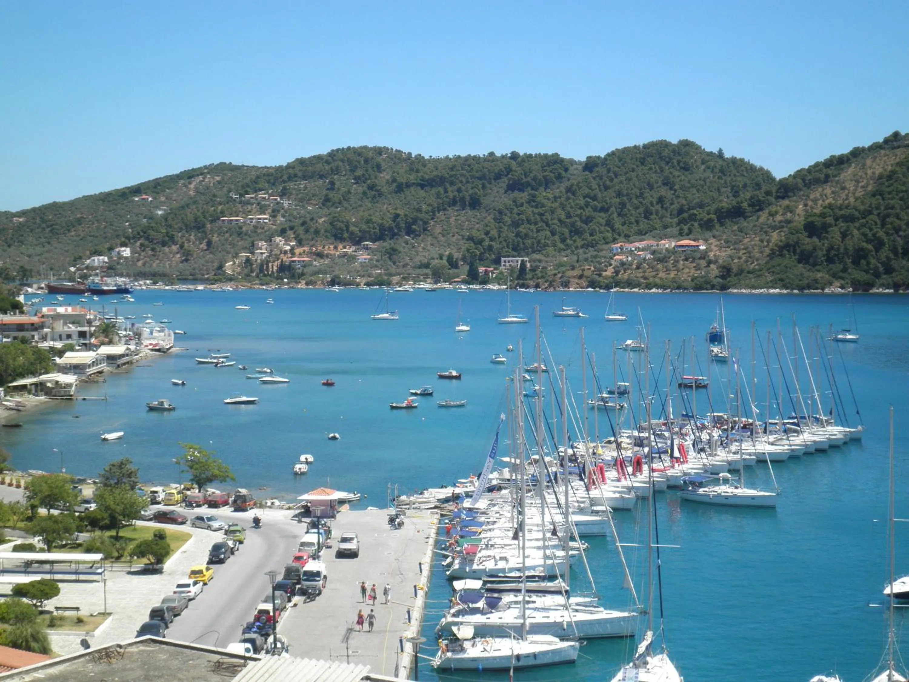 Area and facilities in Babis