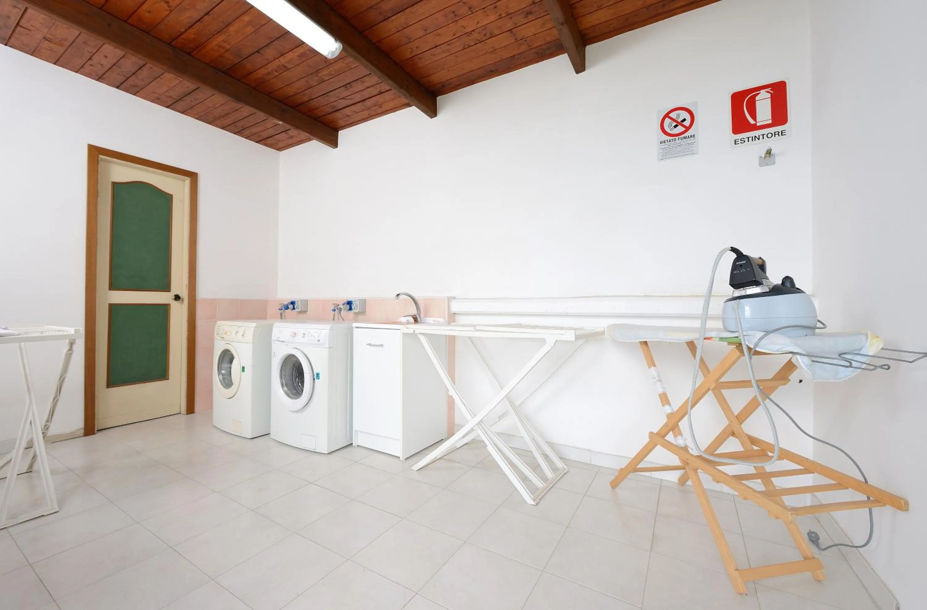 Other in Residence Due Torri