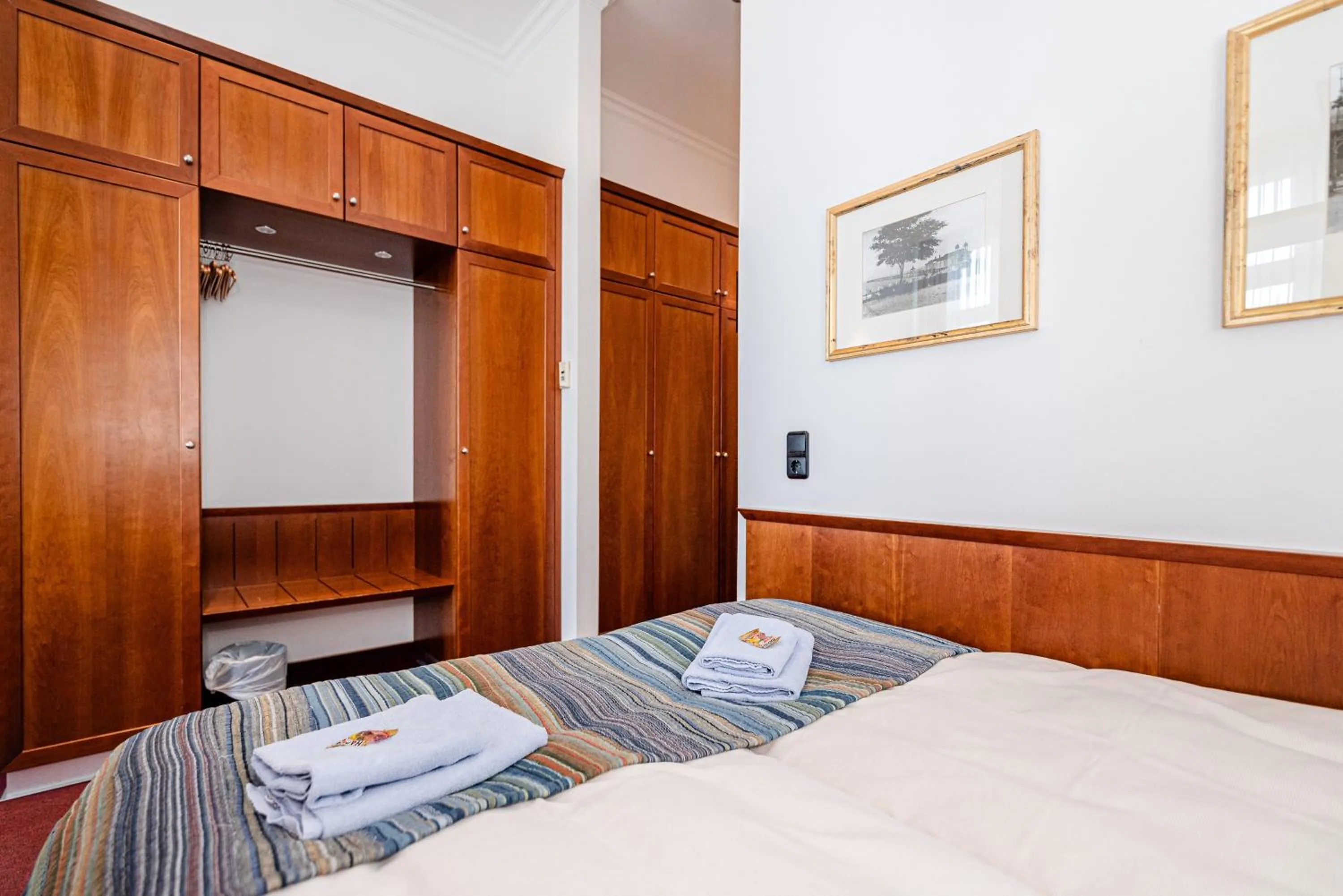 Bed in Aparthotel Seeschlösschen