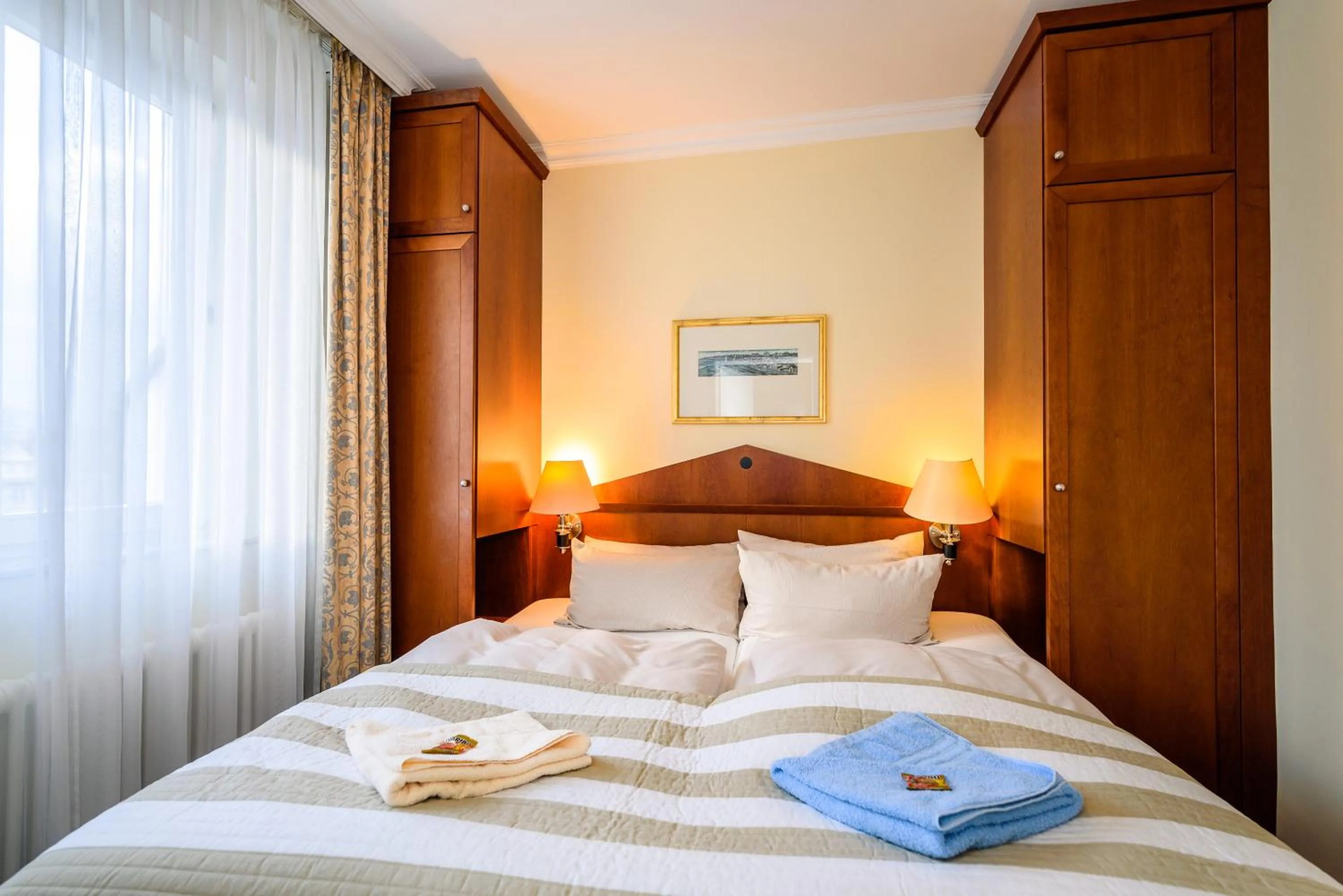 Bed in Aparthotel Seeschlösschen