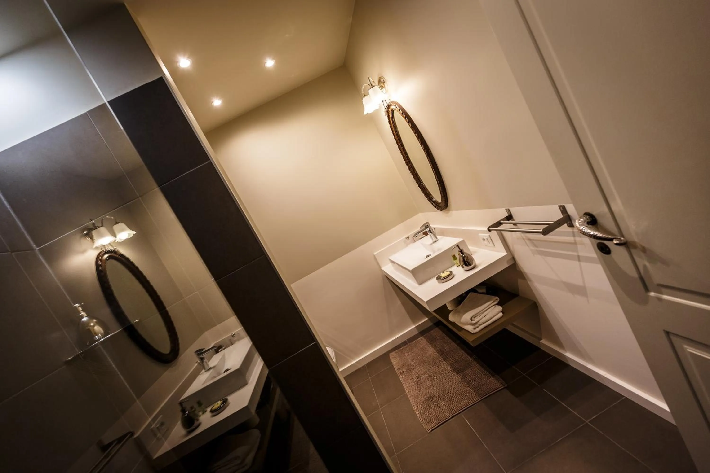 Bathroom in BB 22 Charming Rooms & Apartments