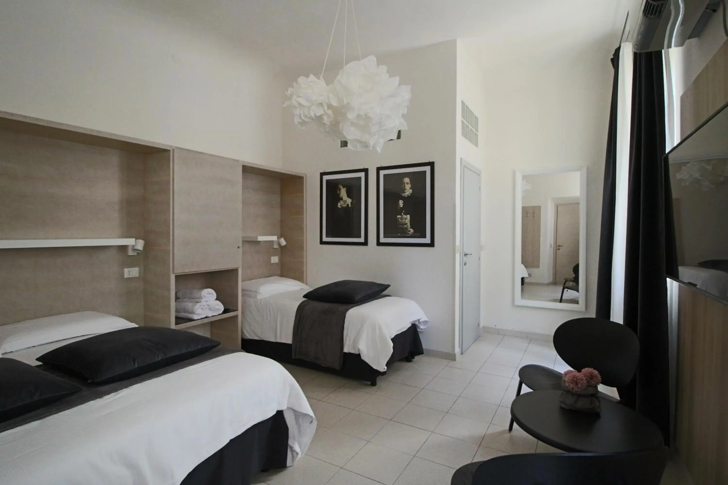 Triple Room in Olga's House Triple Room in Olga's House