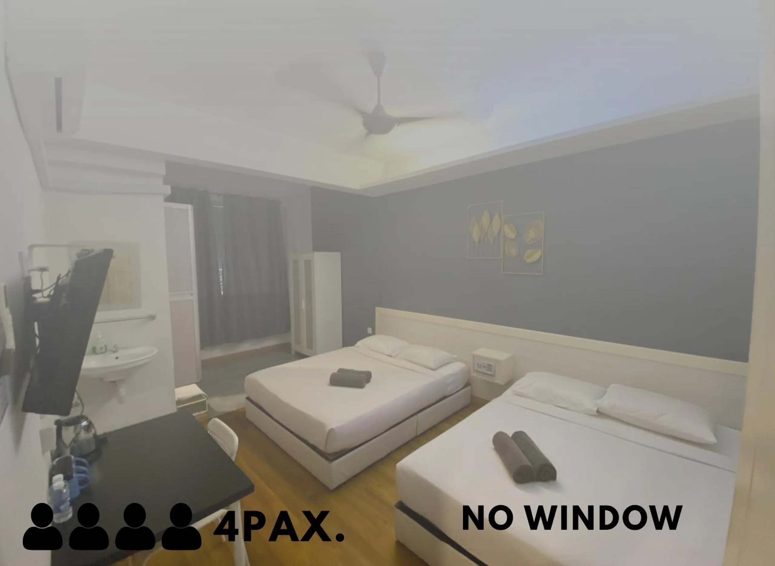 Bed in Travelogue Guest House