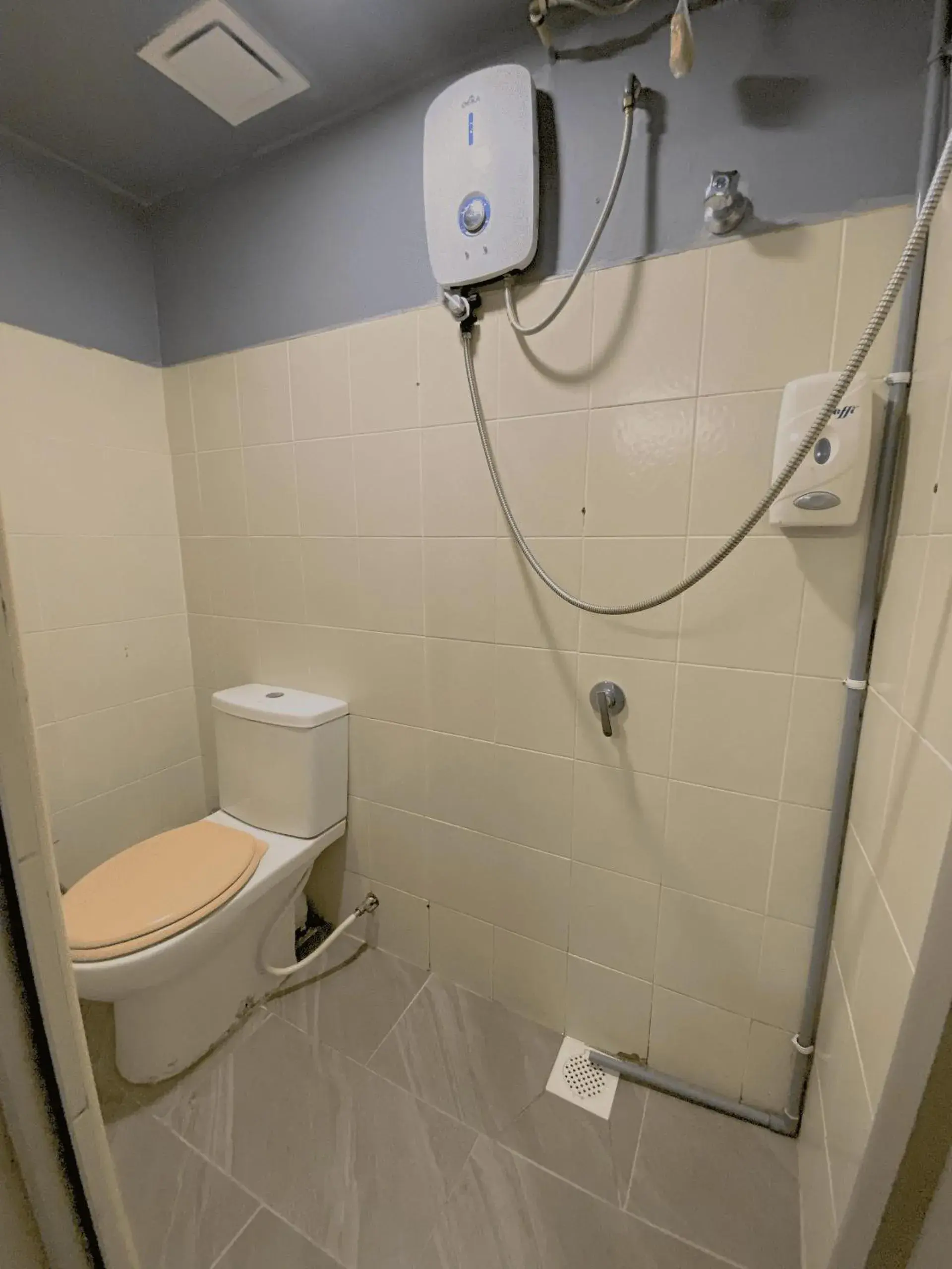 Deluxe Room with Private Bathroom in Travelogue Guest House Deluxe Room with Private Bathroom in Travelogue Guest House