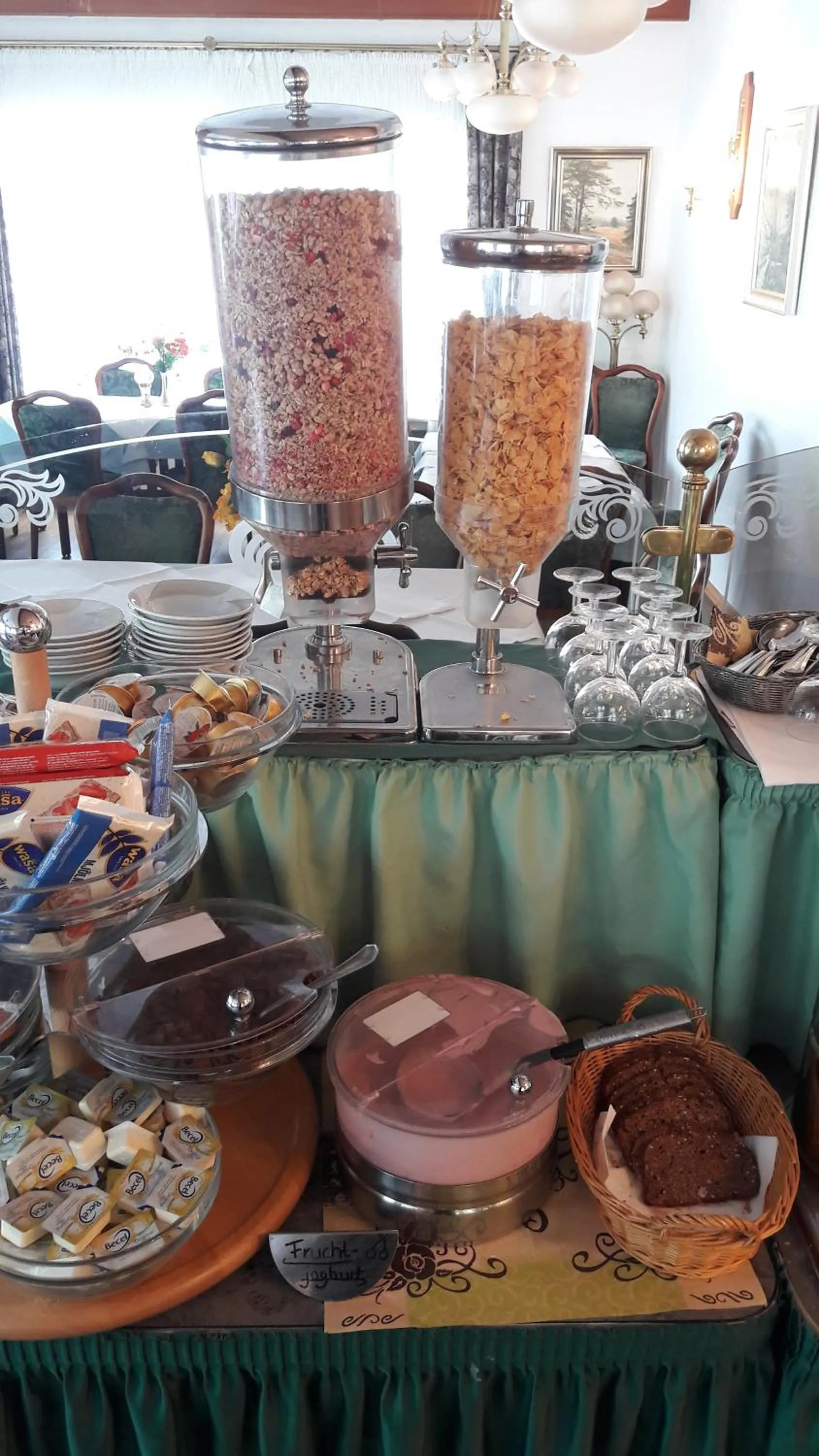 Buffet breakfast in Hotel Seemöwe