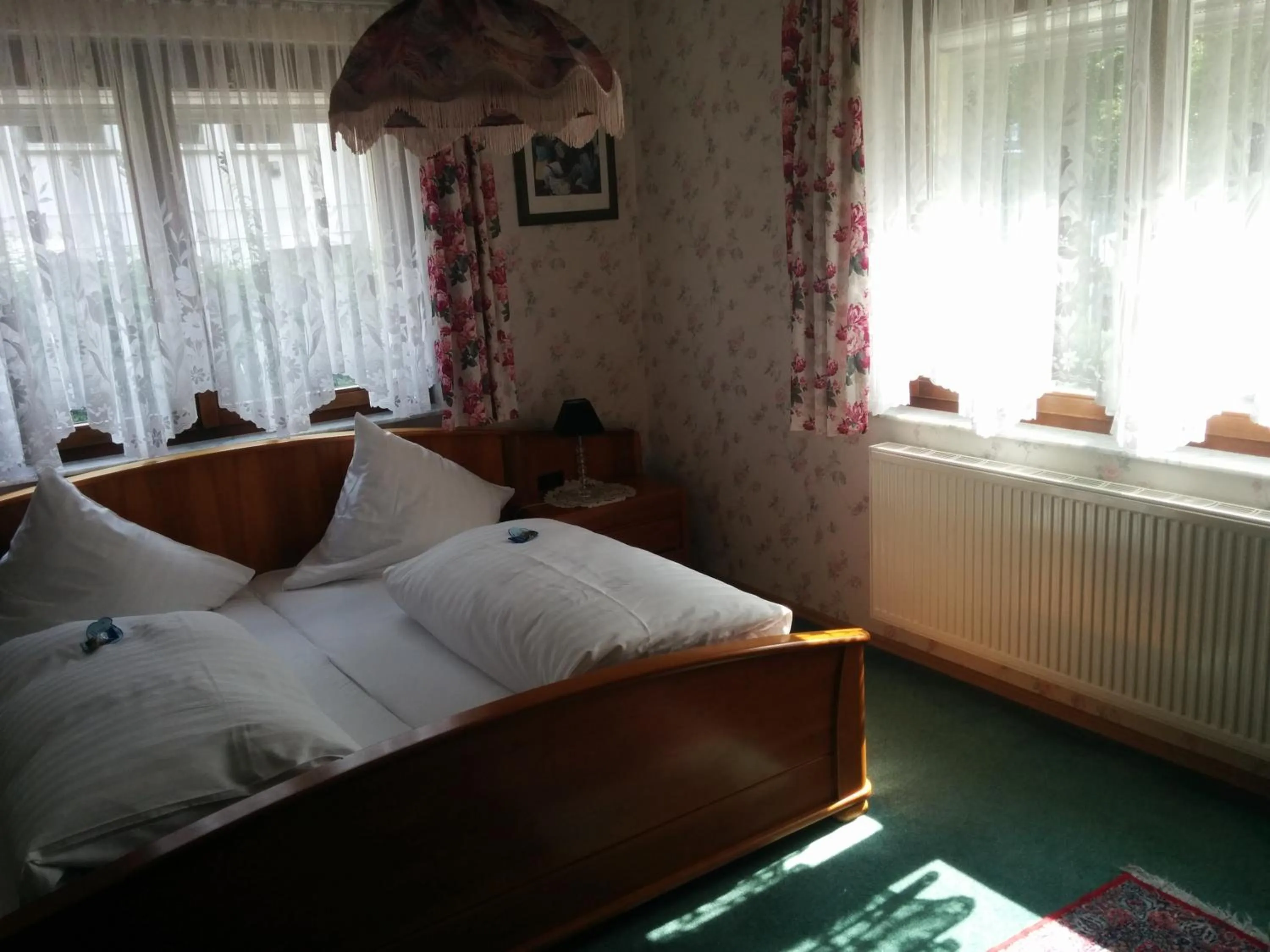 Photo of the whole room, Bed in Hotel Seemöwe